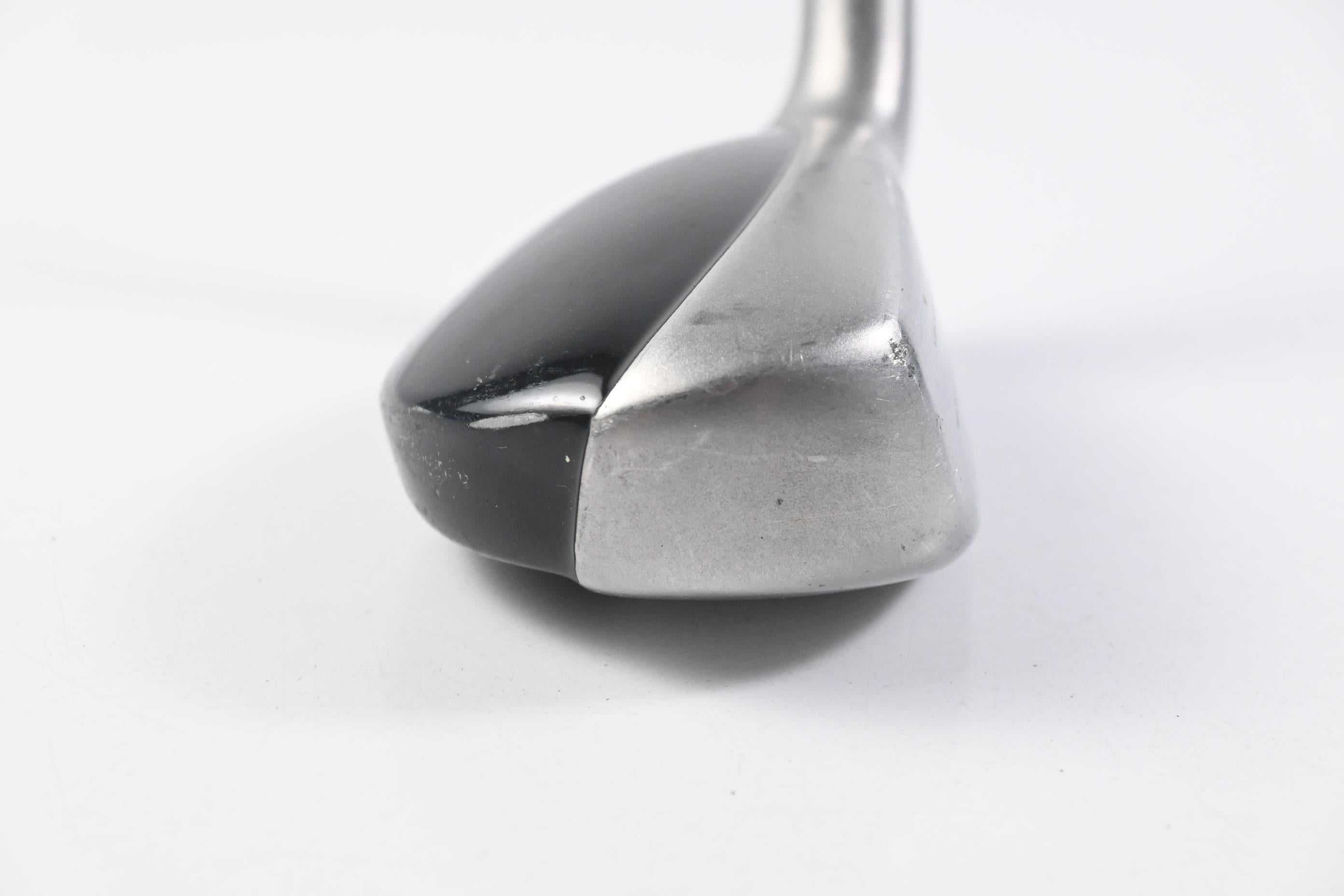Taylormade Rescue Mid #2 Hybrid / 16 Degree / Regular Flex Taylormade UG65 Shaft