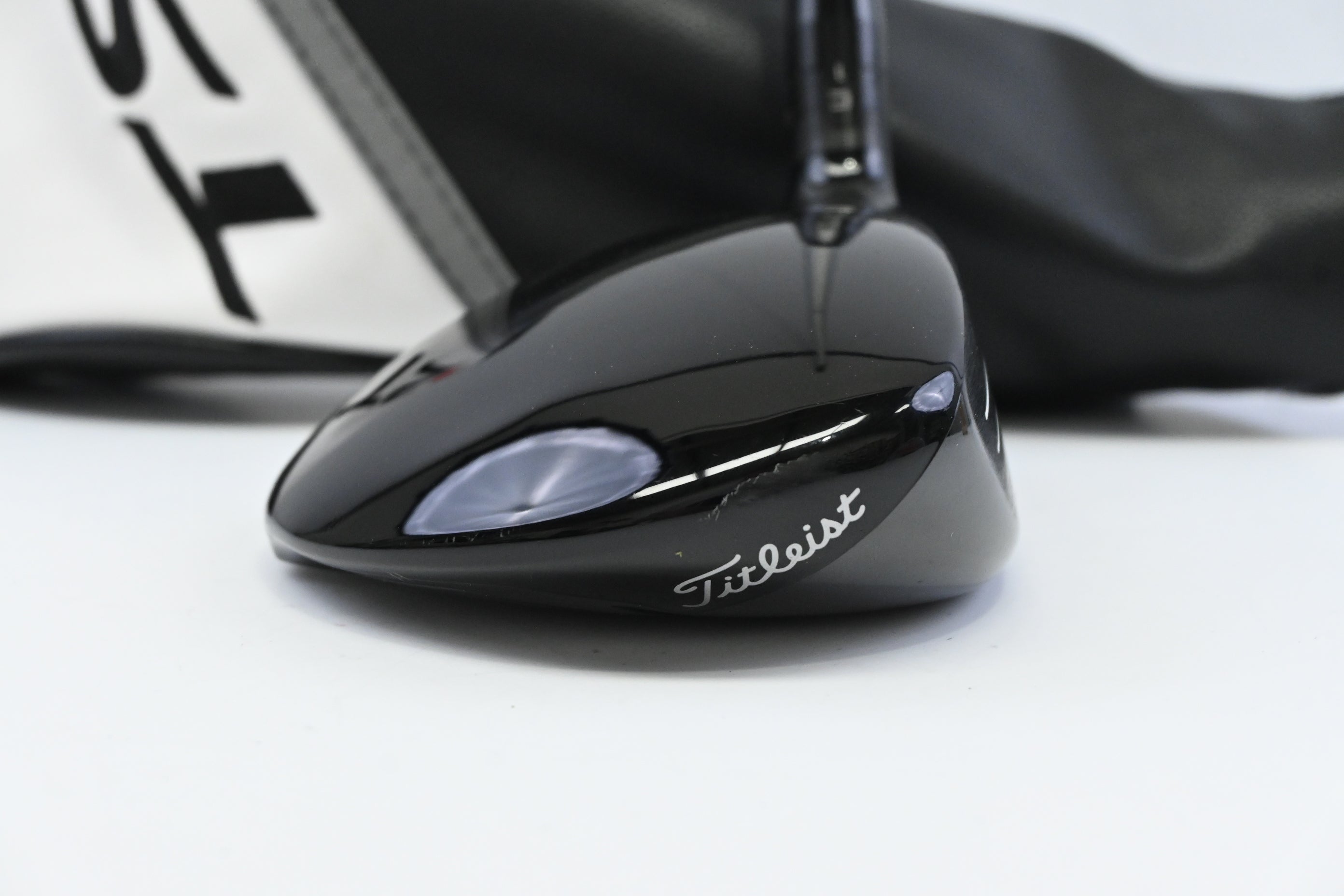 Titleist TSR2+ #3 Wood / 13 Degree / Regular Flex MMT Speedmesh 40 Shaft