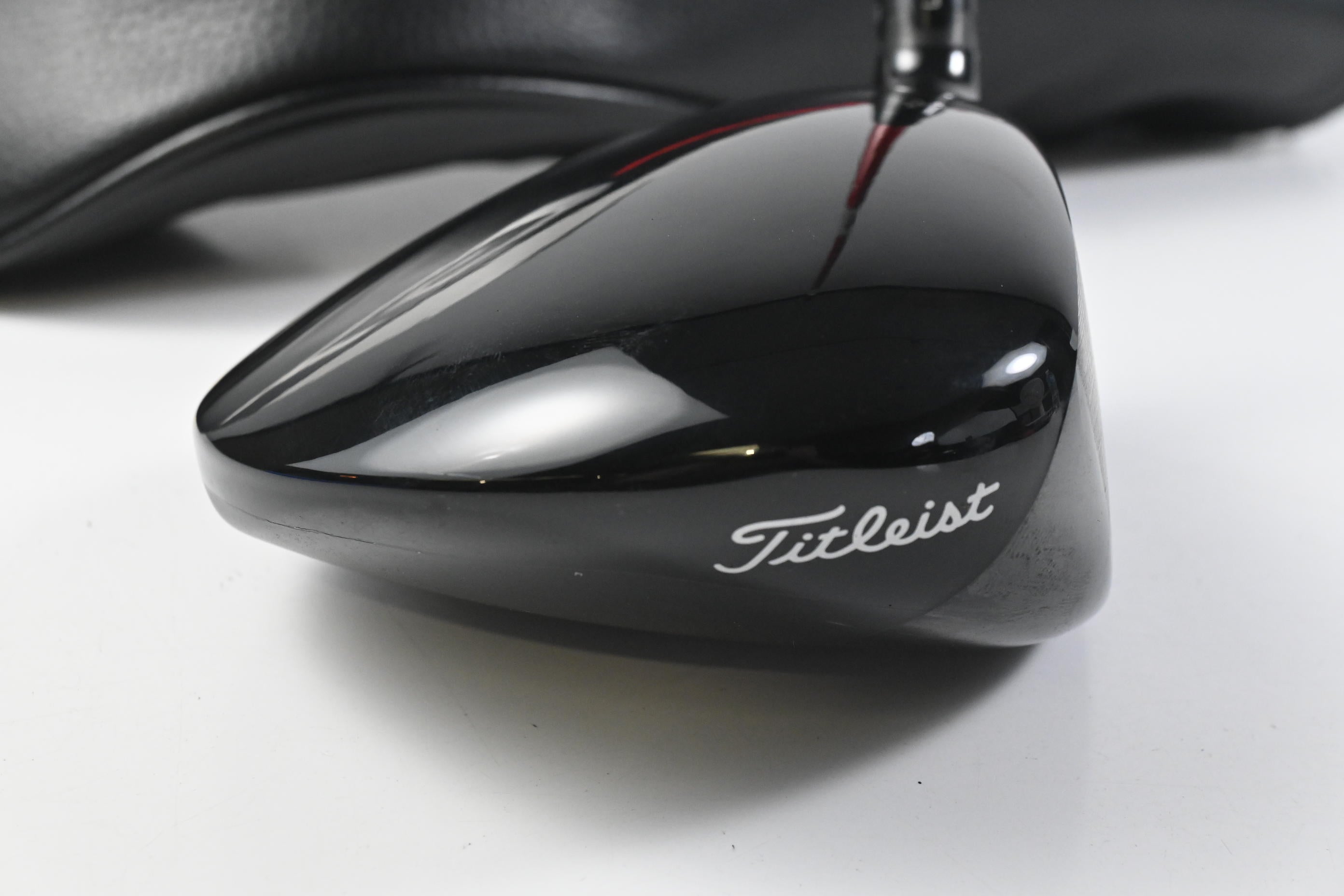 Titleist GT3 Driver / 9 Degree / Regular Flex Denali Red 50 Shaft