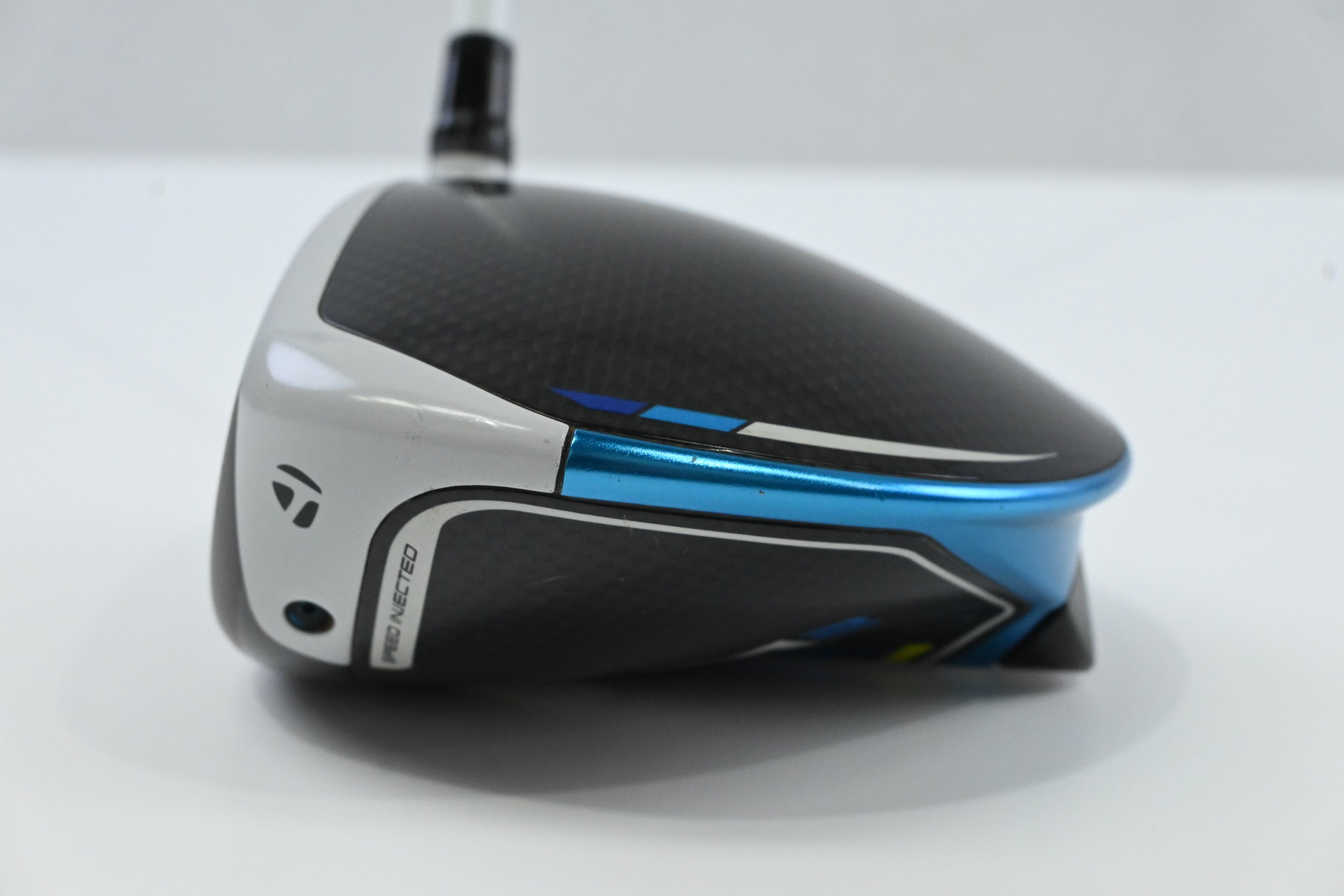 Left Hand Taylormade SIM2 Max D Driver / 10.5 Degree / Regular Flex AirSpeeder