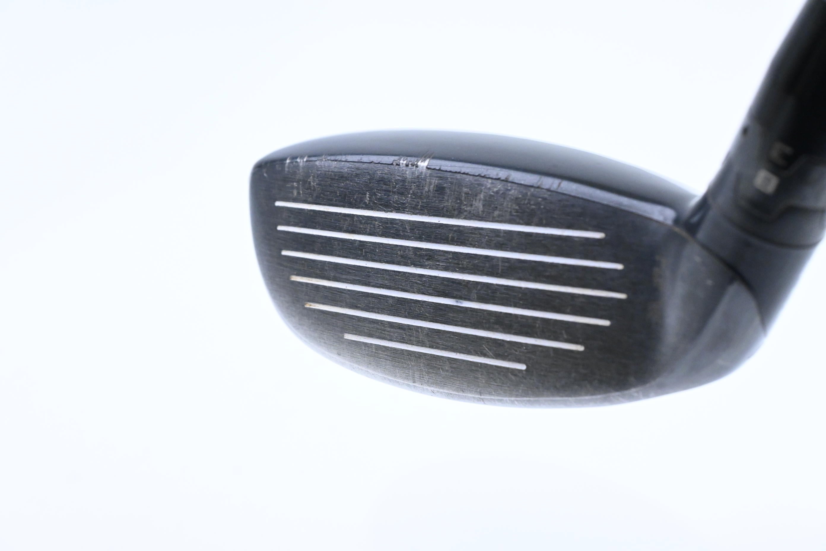 Titleist 915H #2 Hybrid / 17.5 Degree / Stiff Flex Diamana White D+ 90 Shaft
