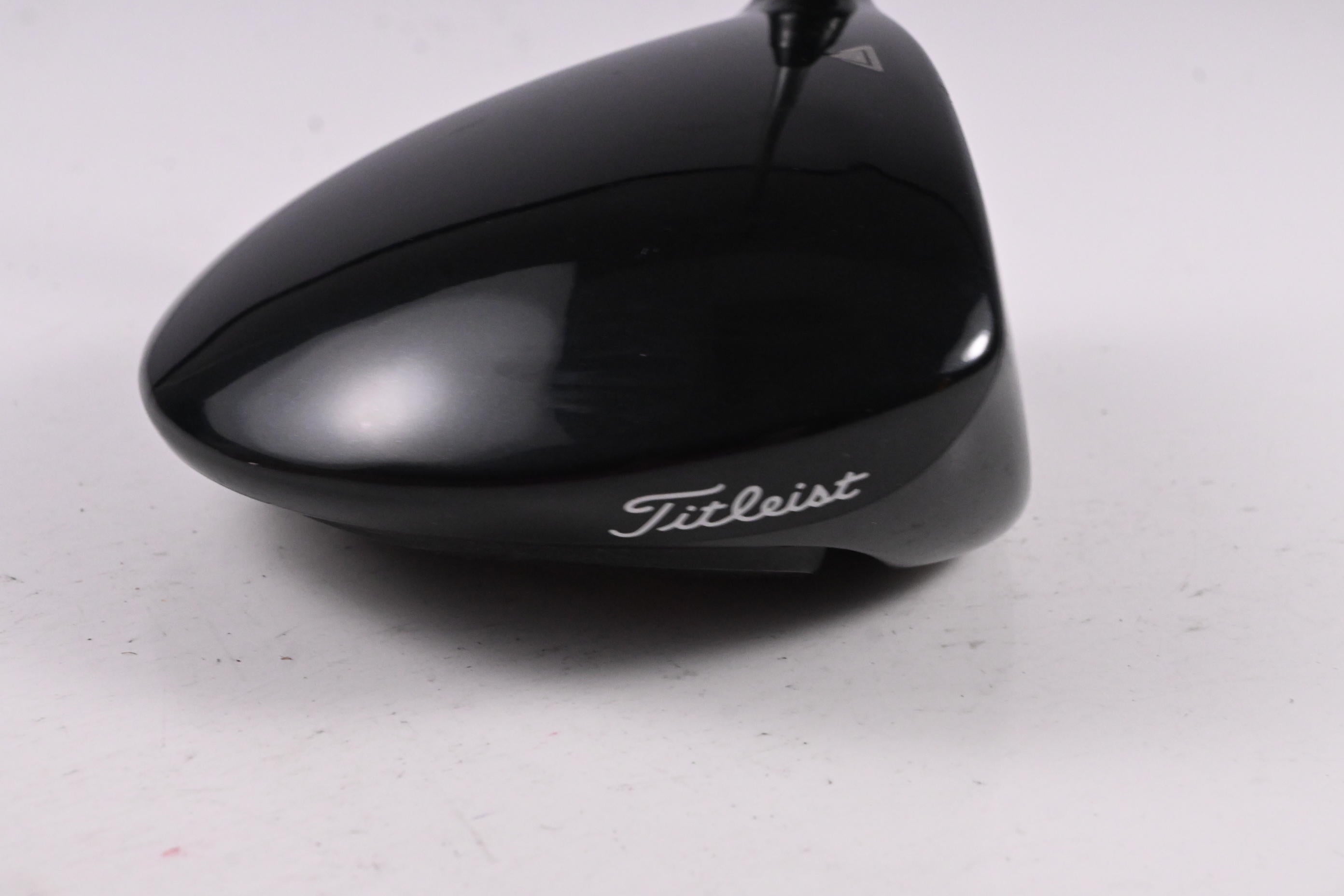 Titleist 915 D2 Driver / 9.5 Degree / Stiff Flex Diamana S+ Blue 60 Shaft