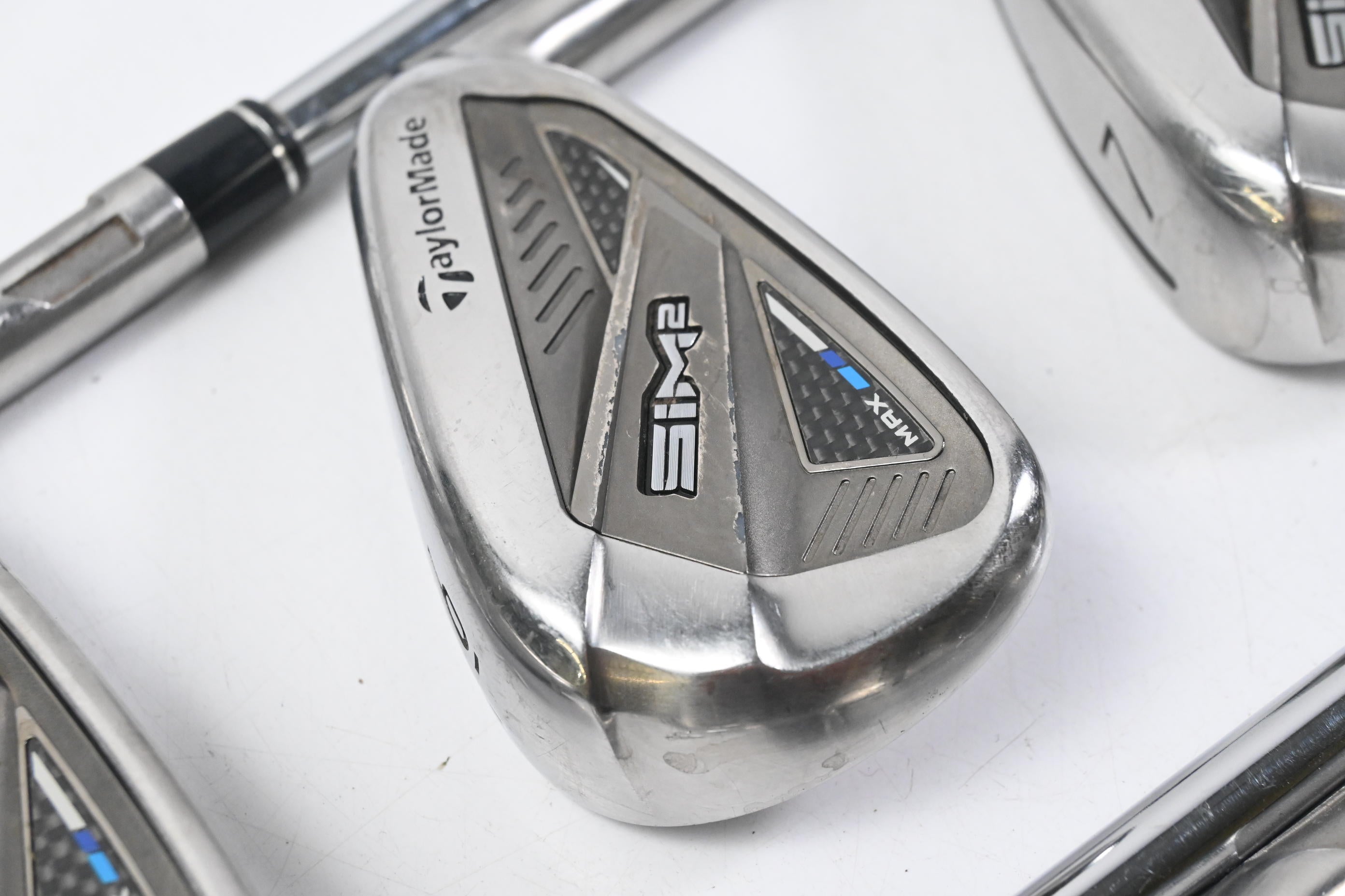 Taylormade SIM2 Max Irons / 5-PW / Stiff Flex KBS MAX MT 85 Shafts