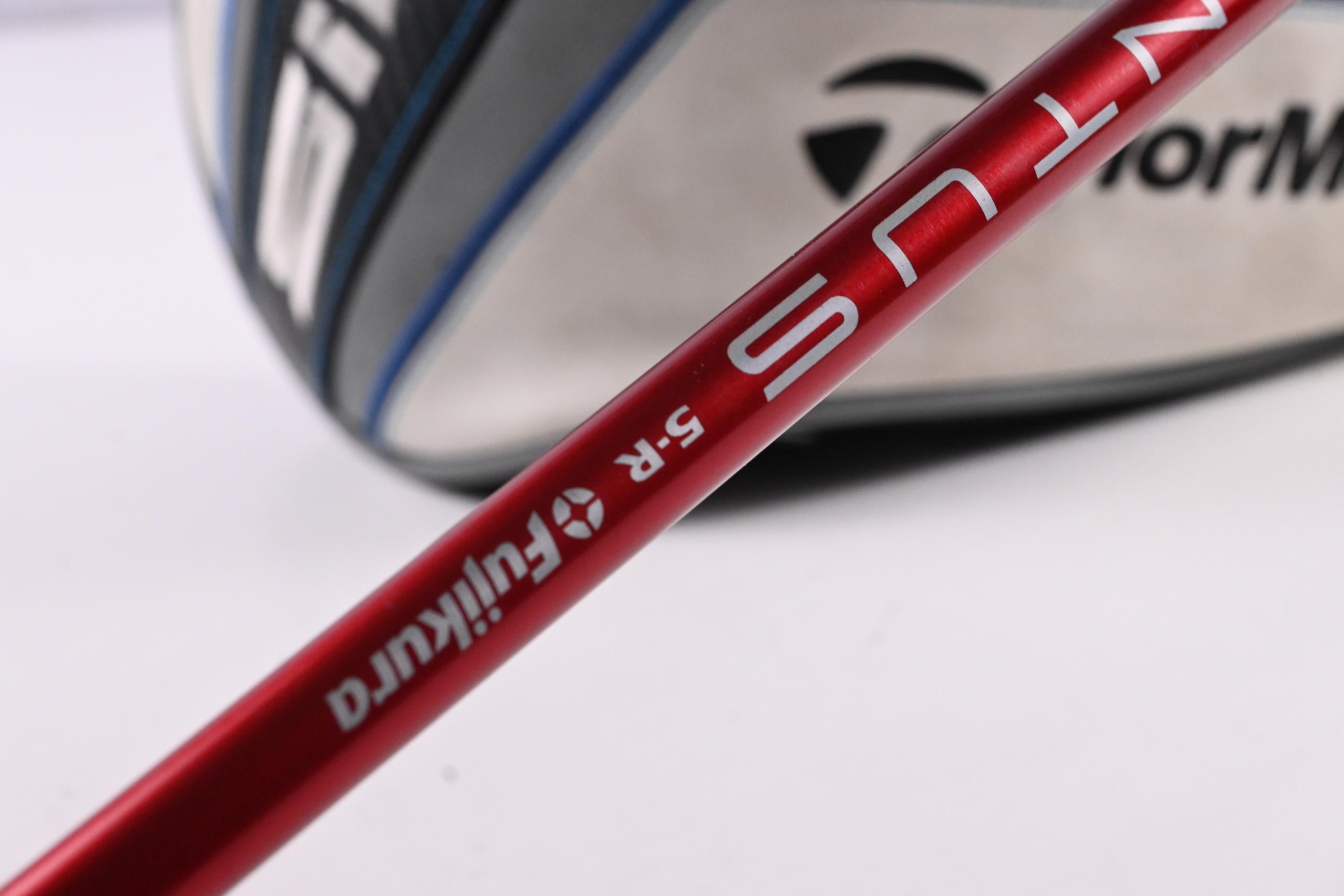 Taylormade SIM Max Driver / 10.5 Degree / Regular Flex Ventus Red 5 Shaft