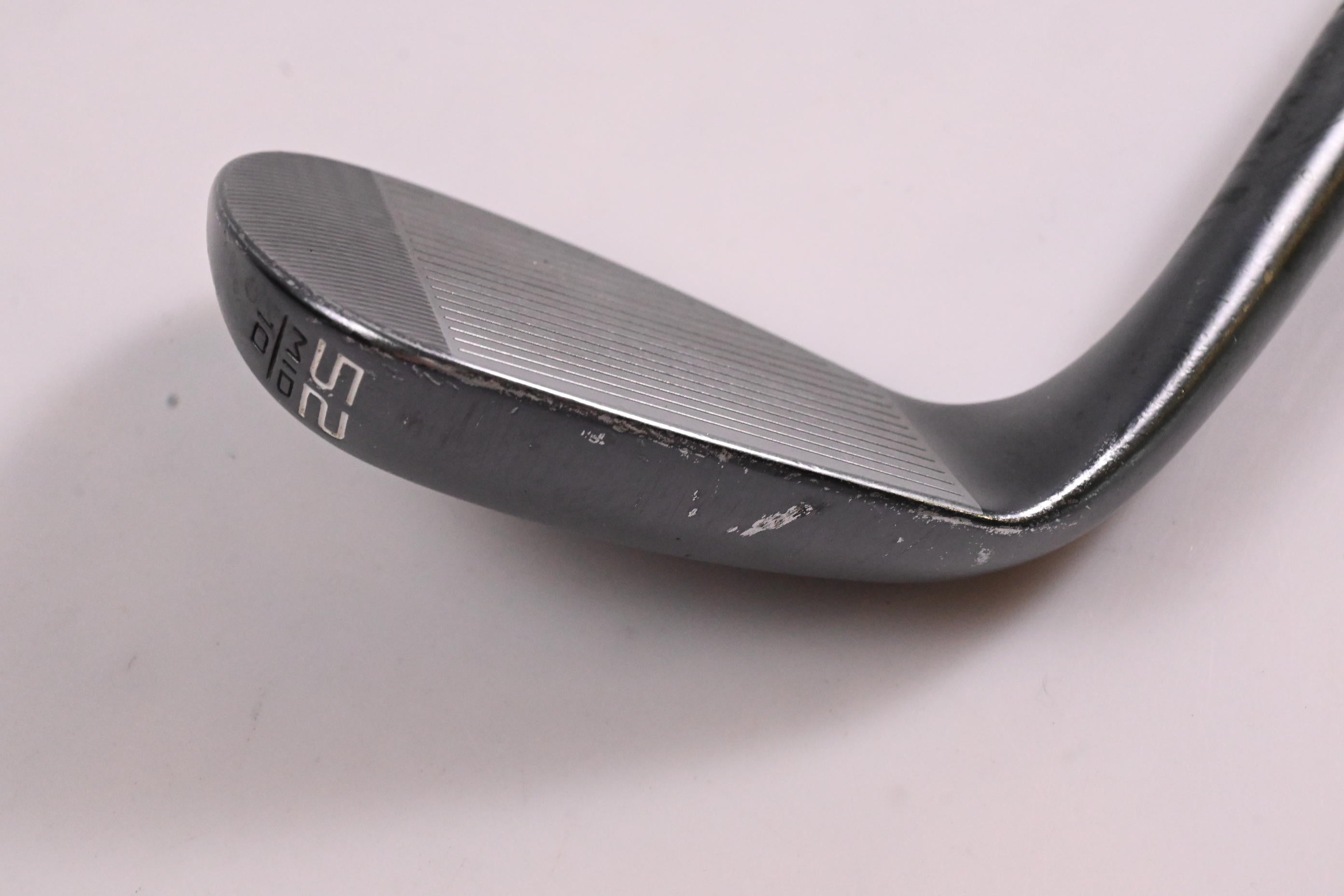 Cleveland RTX 6 Zipcore Gap Wedge / 52 Degree / Wedge Flex Dynamic Gold Spinner