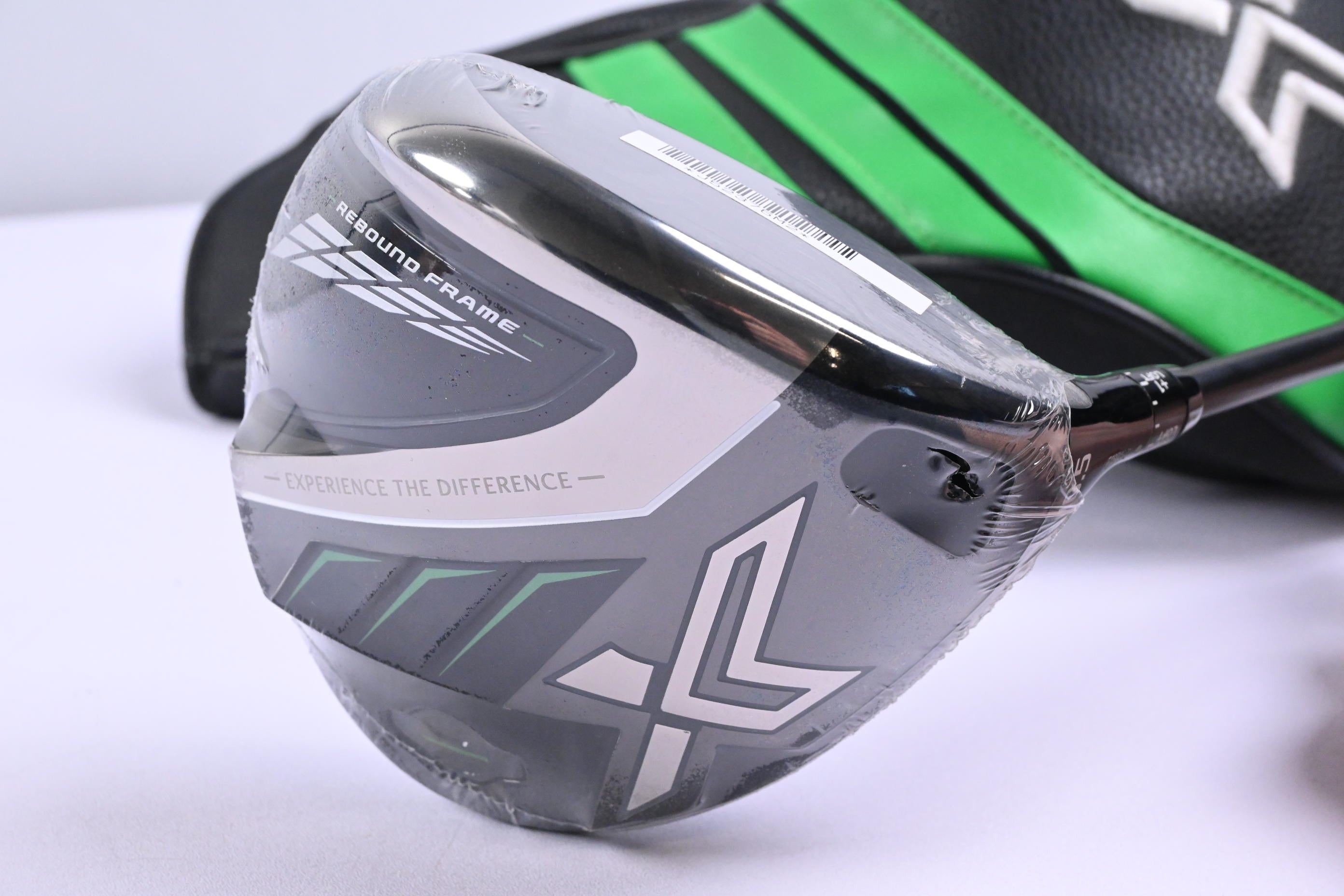 XXIO X 2022 Driver / 10.5 Degree / Regular Flex Miyazaki AX-II 43 Shaft