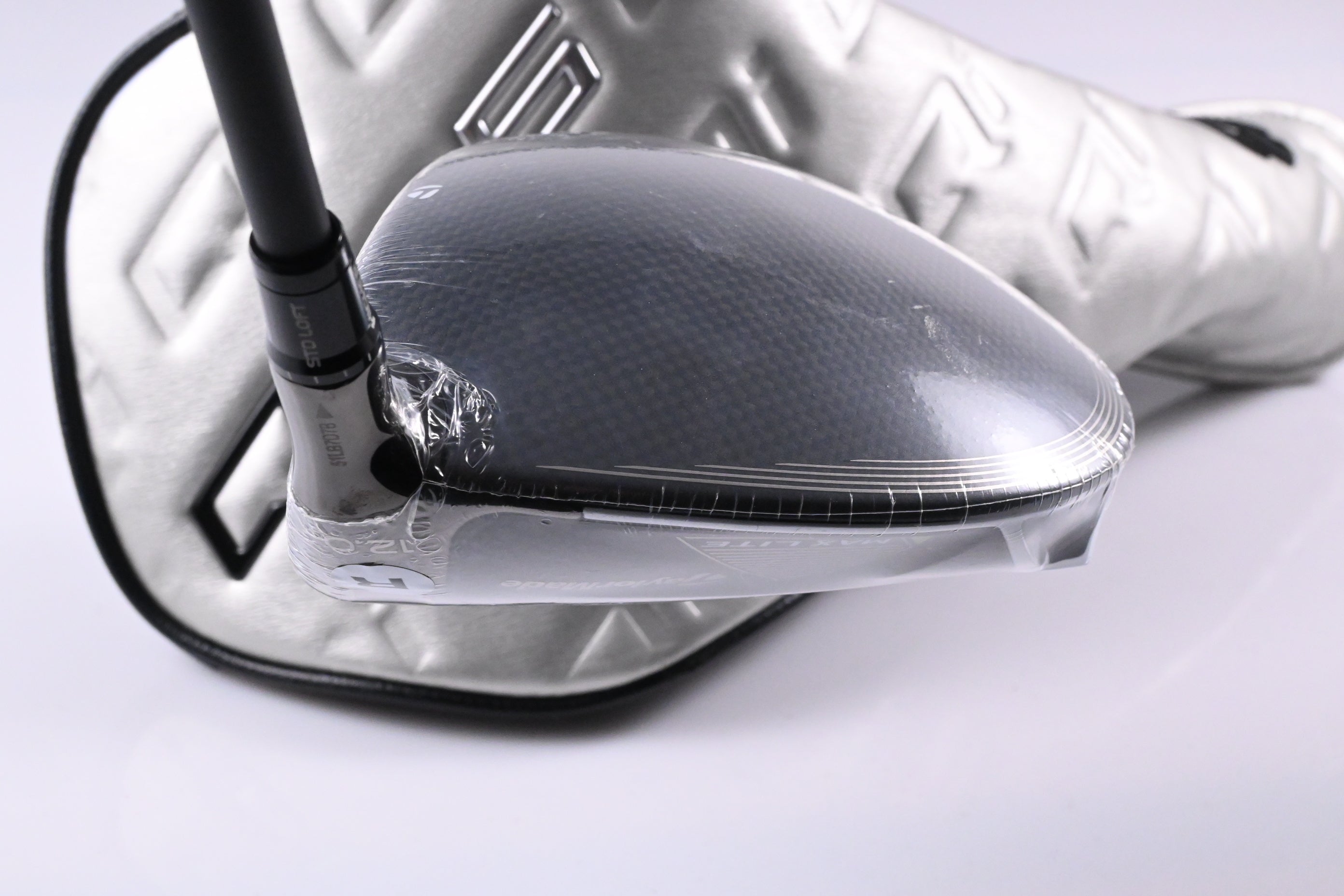 Taylormade Qi35 Max Lite Driver / 12 Degree / Regular Flex Vanquish 4 Shaft