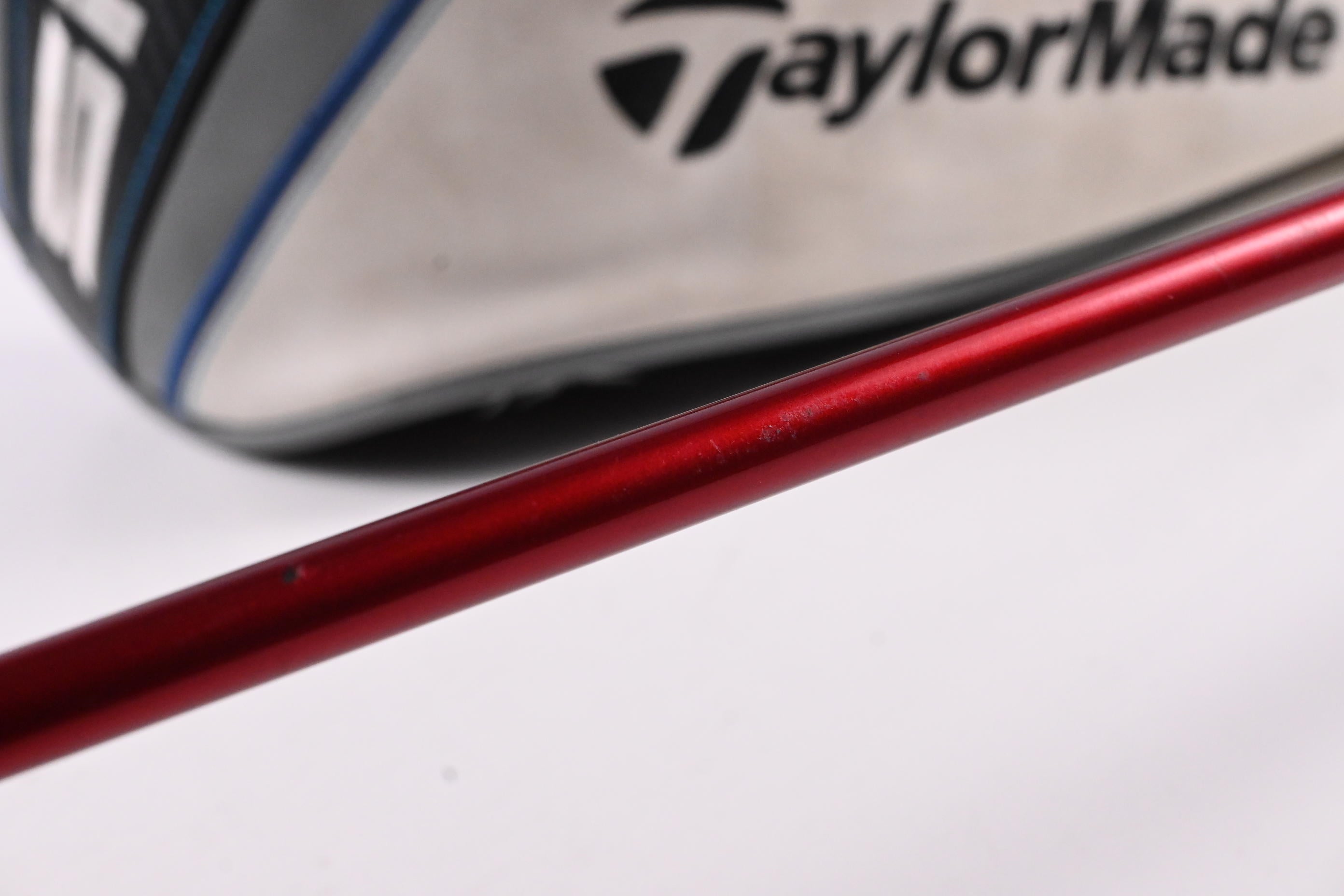 Taylormade SIM Max Driver / 10.5 Degree / Regular Flex Ventus Red 5 Shaft
