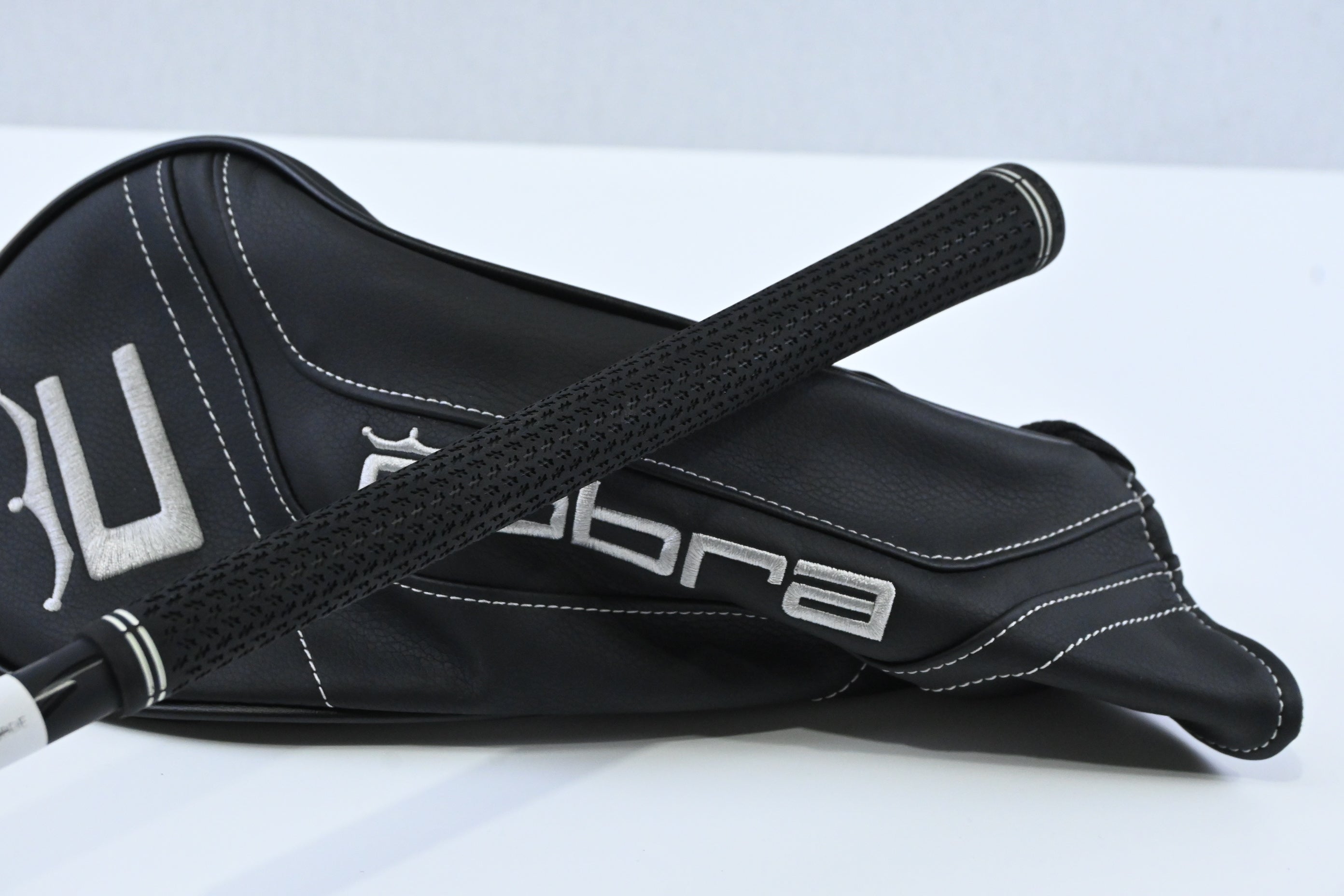 Cobra OPTM MAX-D Driver / 10.5 Degree / Regular Flex Kai'li Blue 60 Shaft