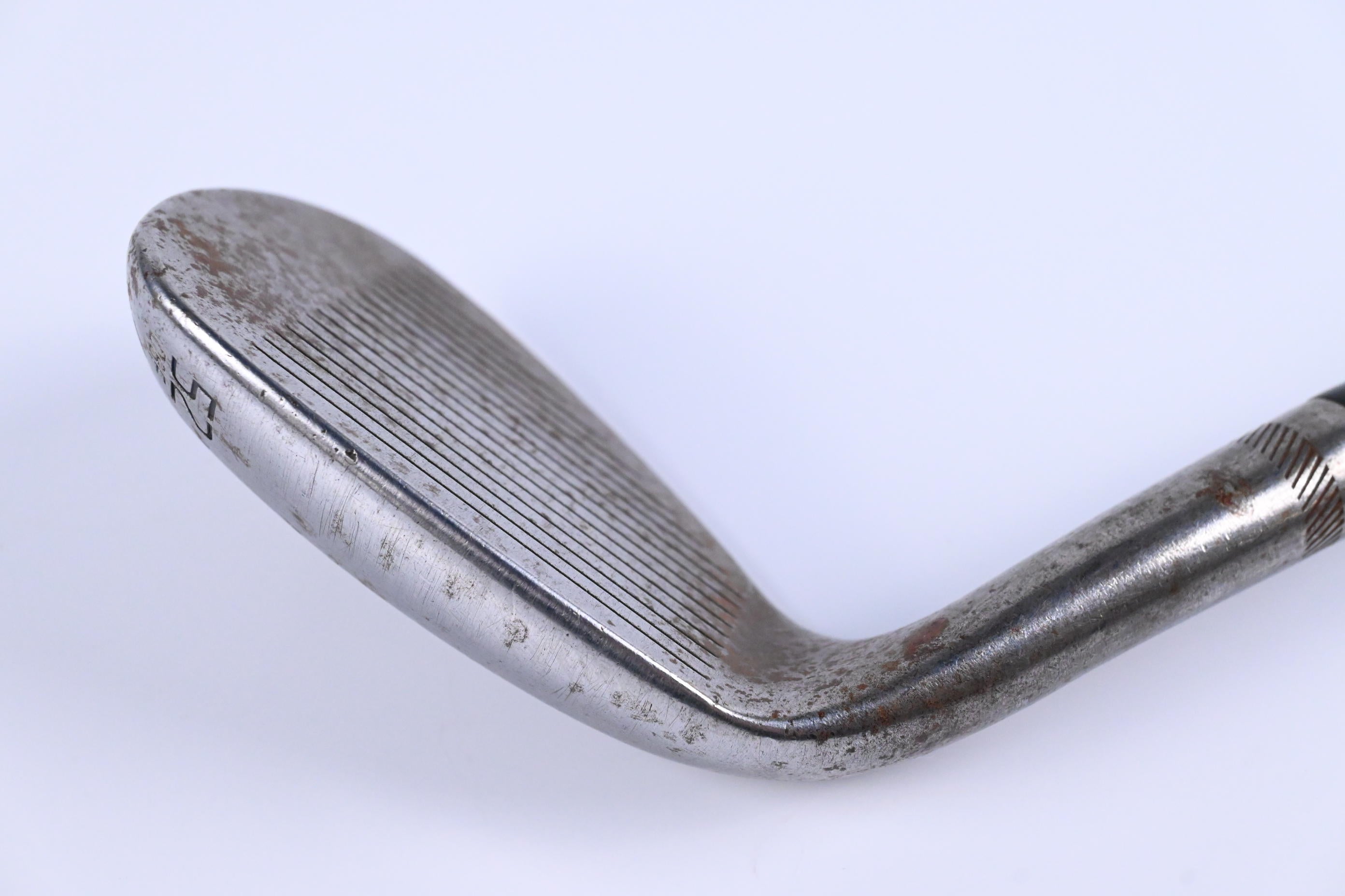 Titleist Vokey SM9 Gap Wedge / 52 Degree / Stiff Flex AMT Black S300 Shaft