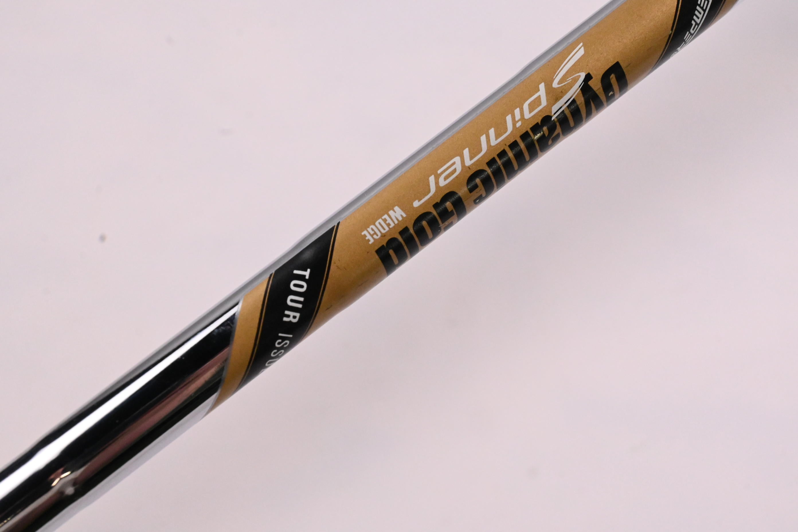 Cleveland RTX 6 Zipcore Gap Wedge / 52 Degree / Wedge Flex Dynamic Gold Spinner