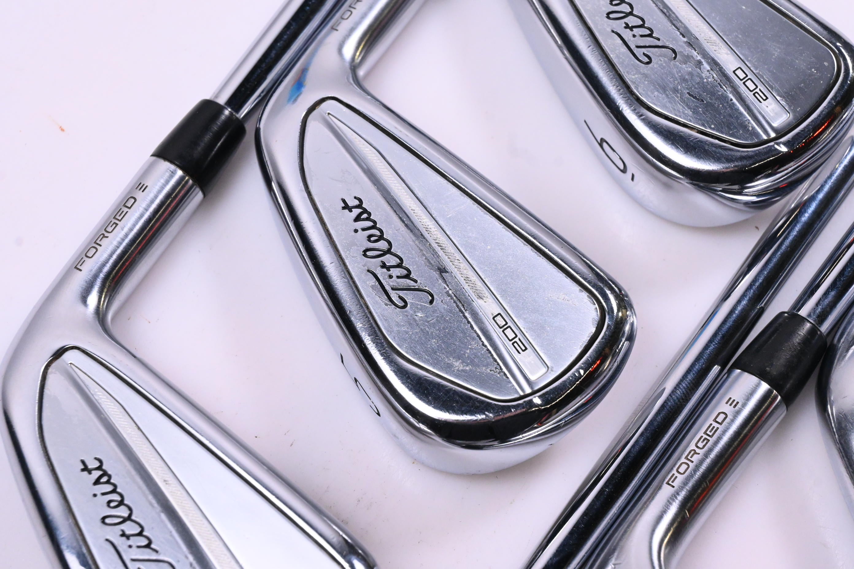 Titleist T200/T150 Combo 2023 Irons / 4-PW / Regular Flex AMT Red R300 Shafts