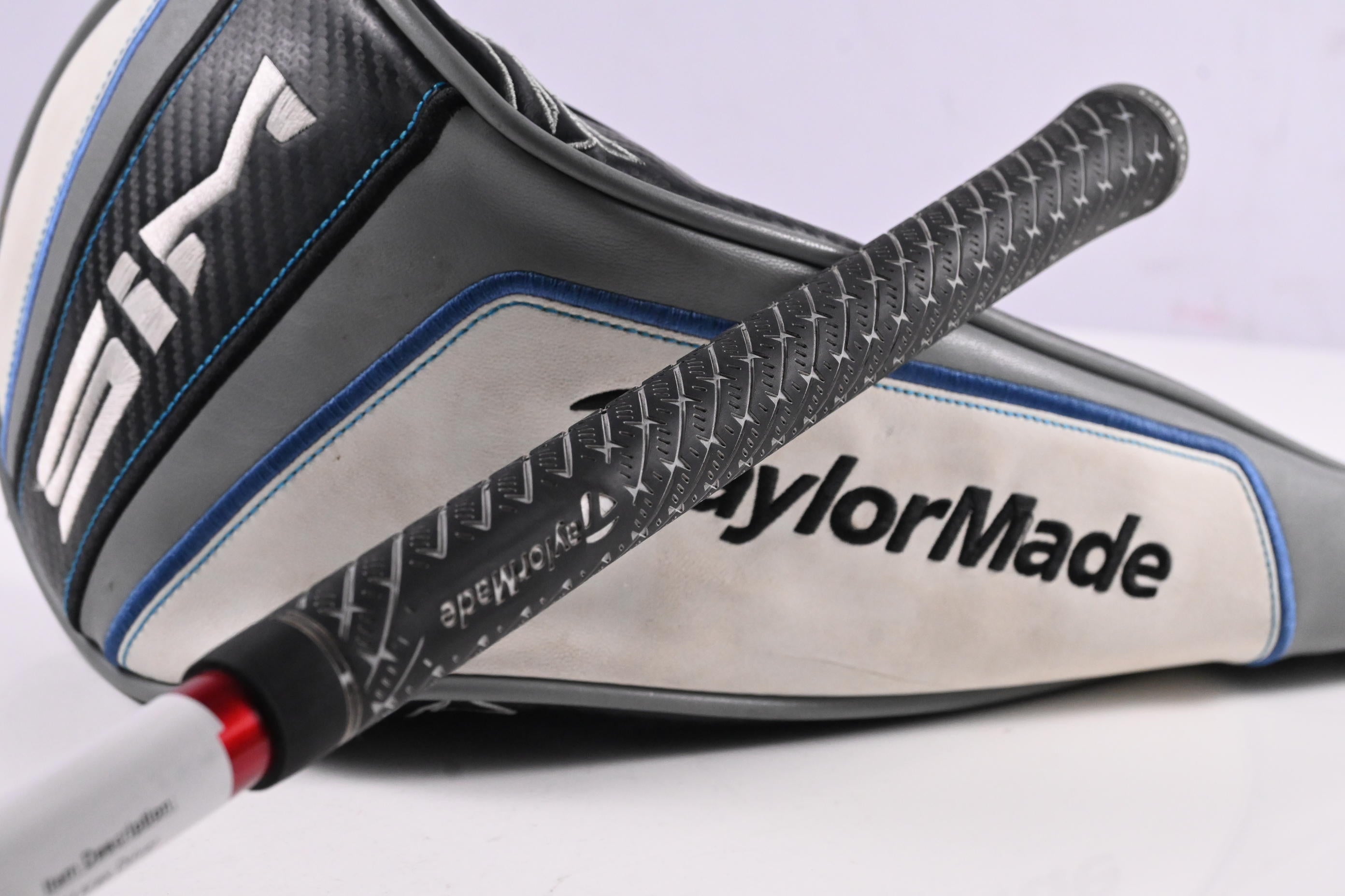 Taylormade SIM Max Driver / 10.5 Degree / Regular Flex Ventus Red 5 Shaft