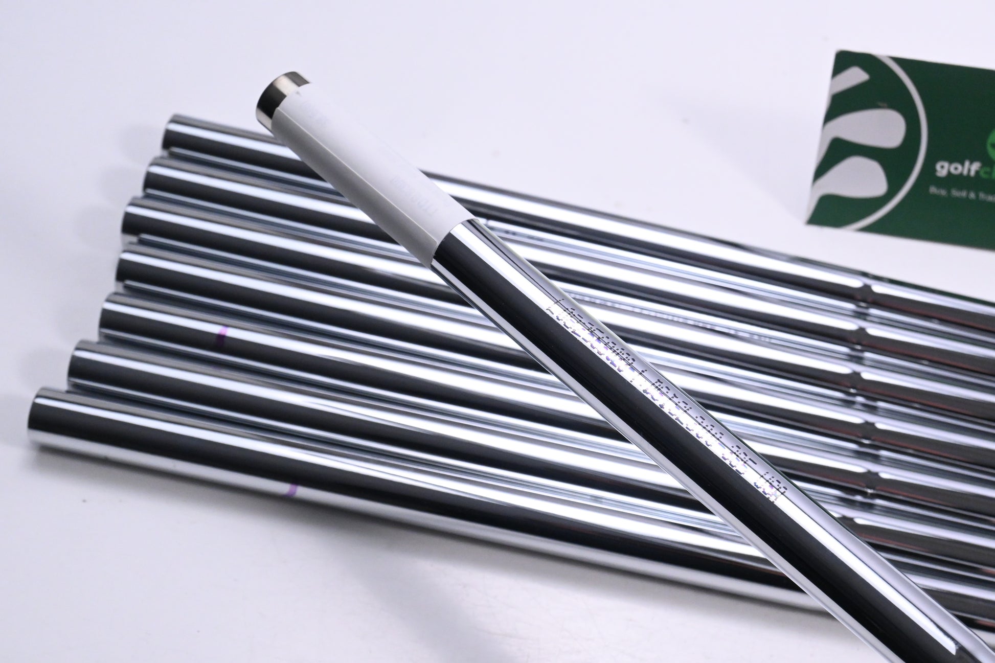 Dynamic Gold S300 Iron Shafts / Stiff Flex / Set of 8 / .355" Taper Tips