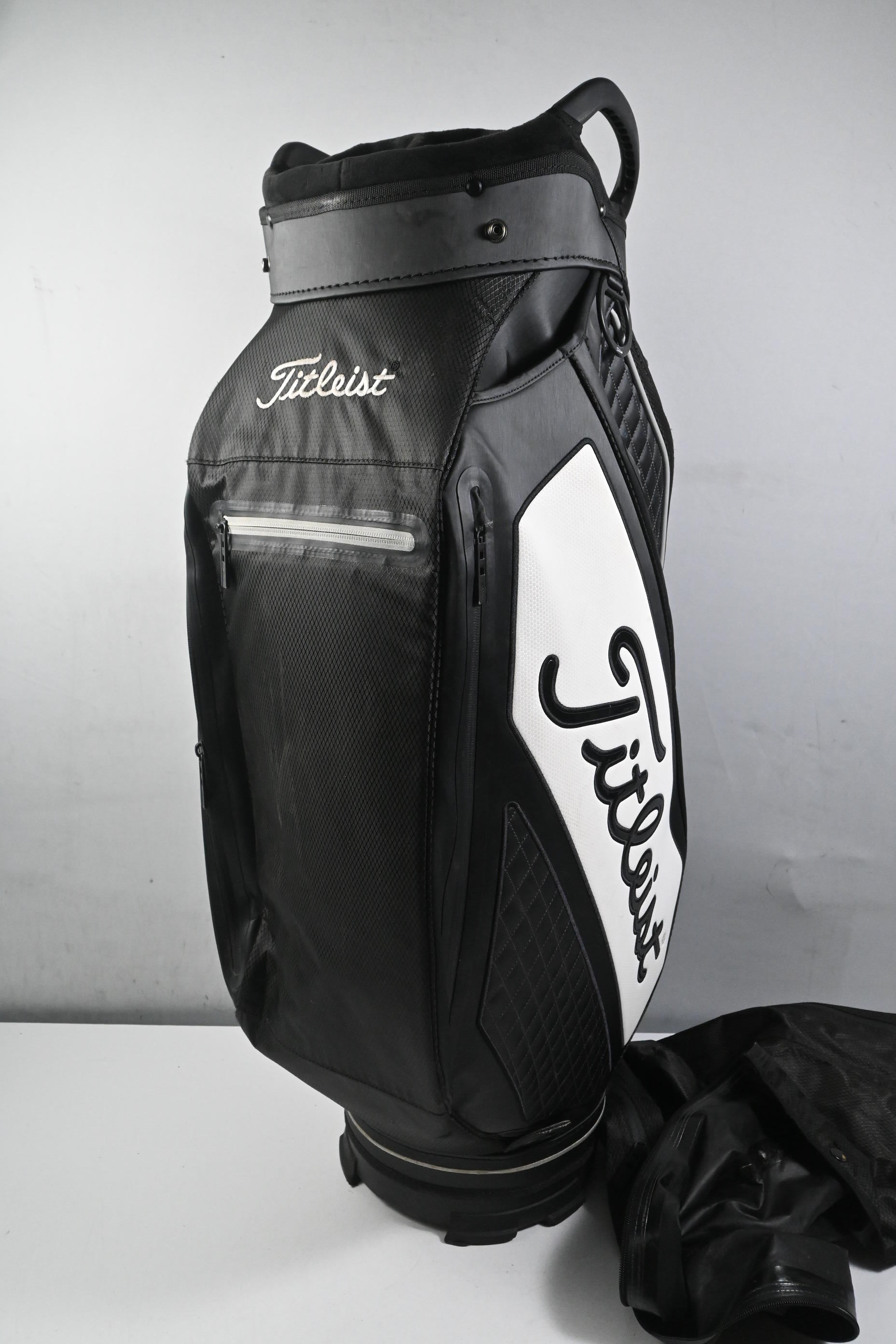 Titleist Stadry Tour Bag / 15-Way Divider / Black & White