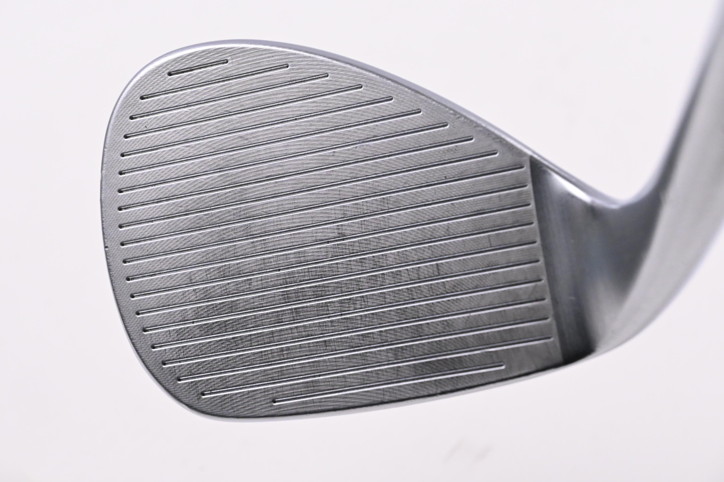 Cleveland RTX Full Face Gap Wedge / 52 Degree / Wedge Flex Dynamic Gold Spinner