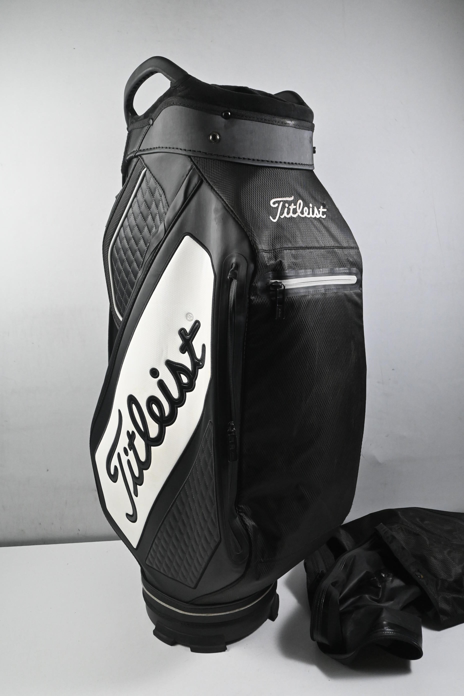 Titleist Stadry Tour Bag / 15-Way Divider / Black & White
