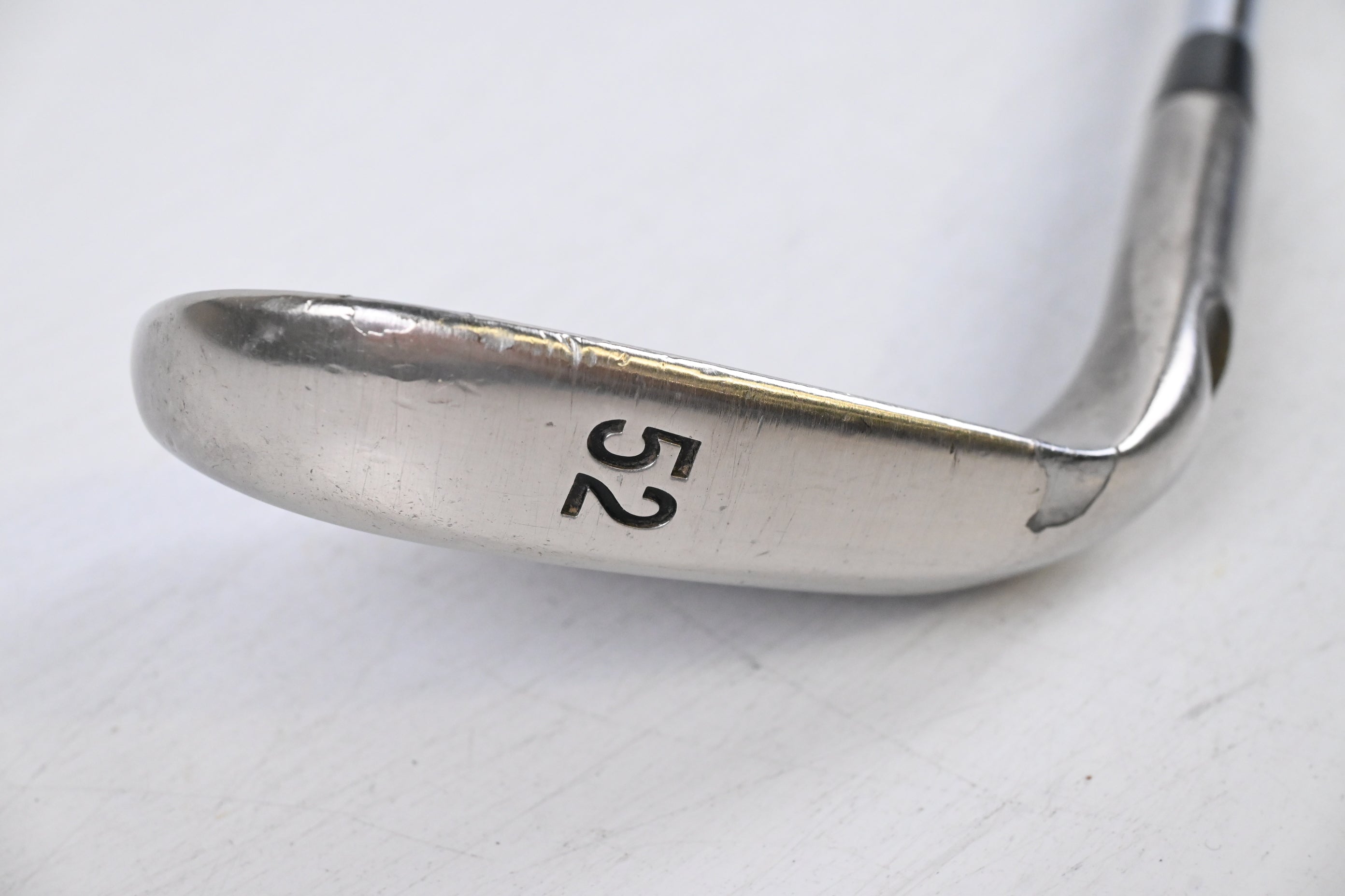 Ping Tour-W Gap Wedge / 52 Degree / Black Dot / Stiff Flex Ping AWT Shaft