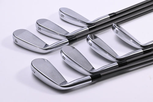 Cobra Limt3d Irons / 4-PW / Stiff Flex Steelfiber i95 cw Private Reserve Shafts