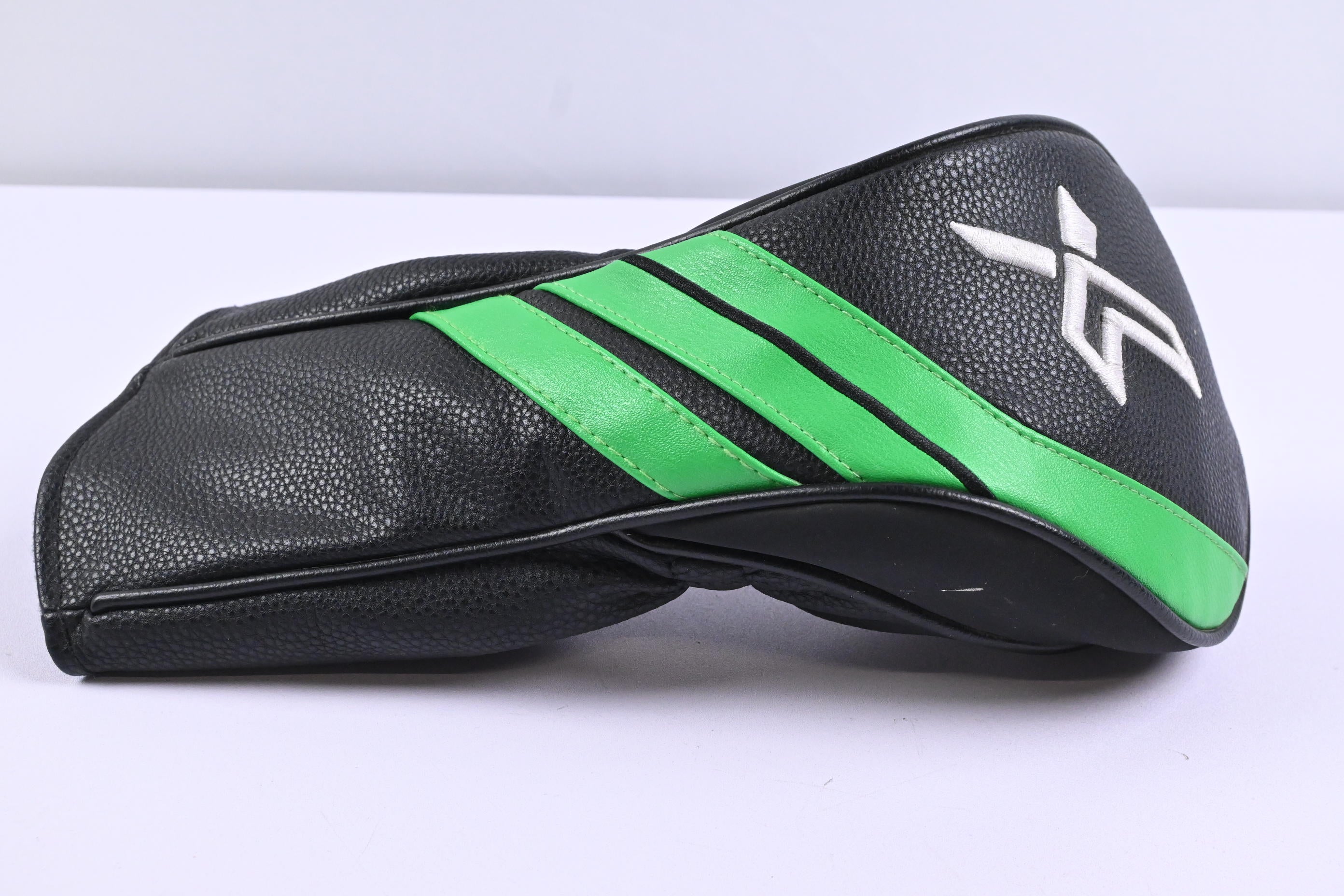 XXIO X 2022 Driver / 10.5 Degree / Regular Flex Miyazaki AX-II 43 Shaft