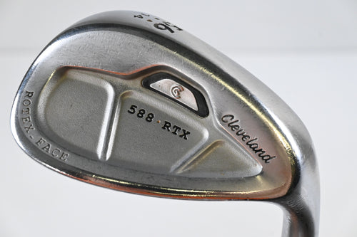 Cleveland 588 RTX Sand Wedge / 56 Degree / Wedge Flex Dynamic Gold Steel Shaft