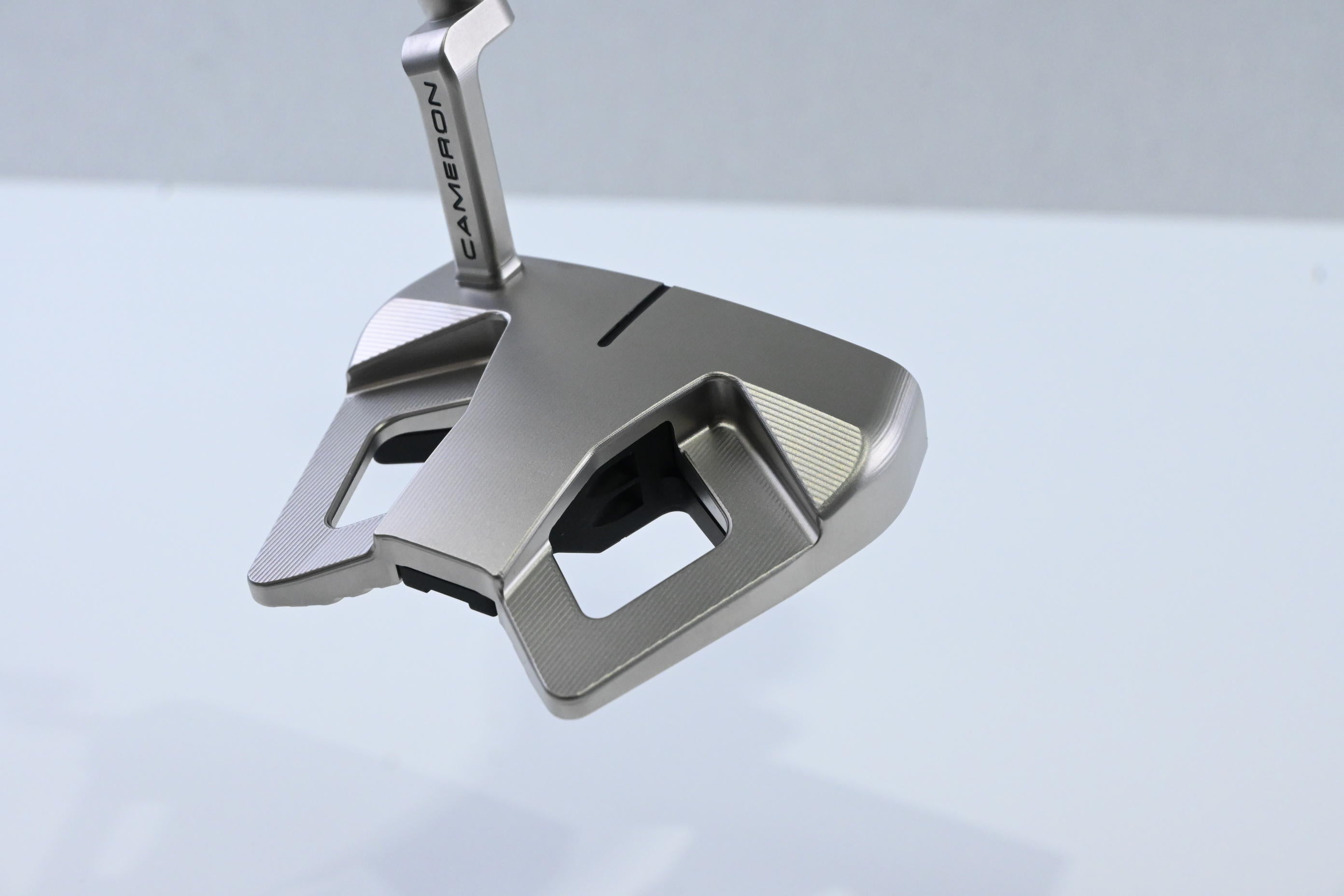 Scotty Cameron 2026 Phantom 9.2R Putter / 35 Inch