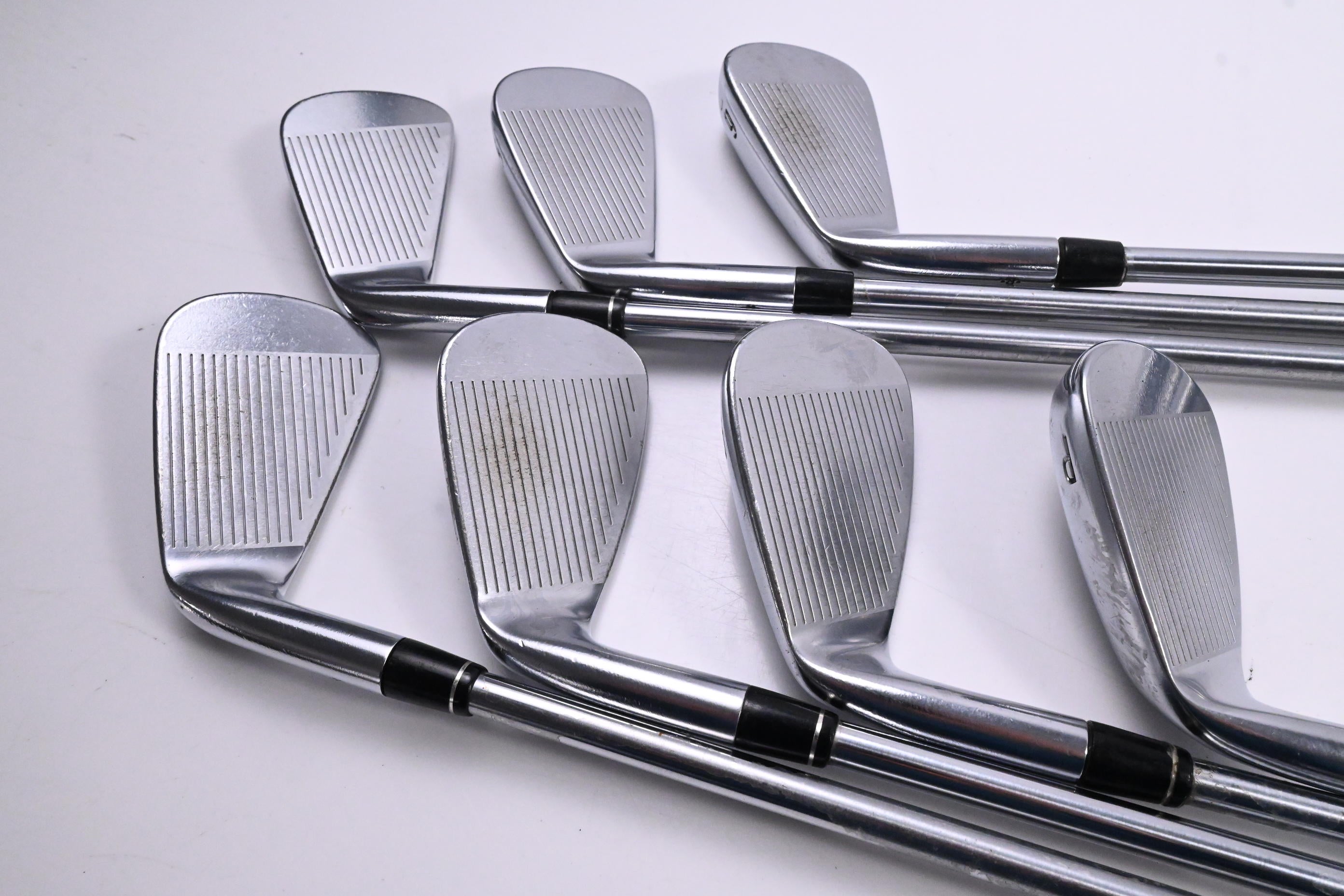 Callaway Legacy Black 2011 Irons / 4-PW / Regular Flex Project X PXi Blue Shafts