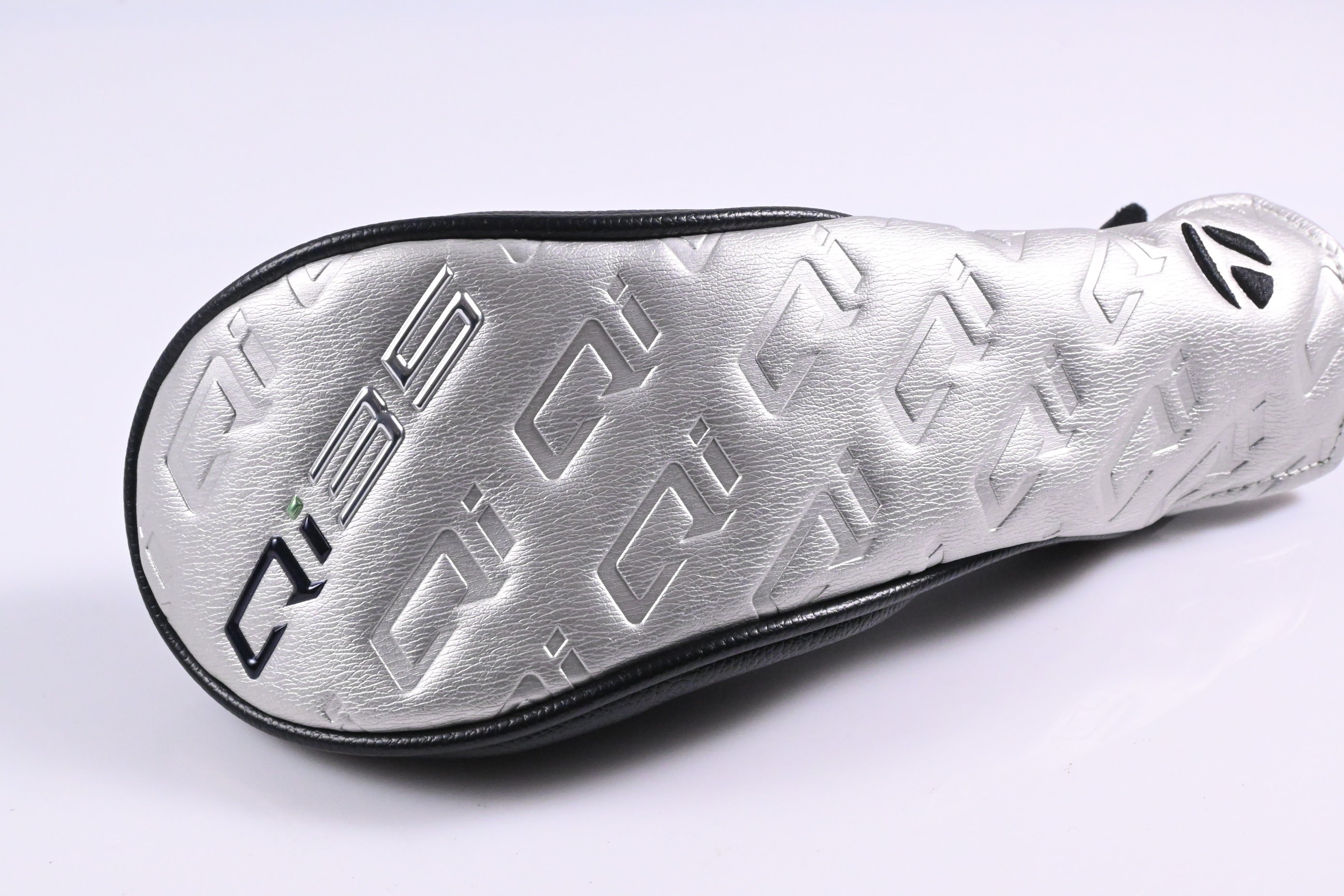 Taylormade Qi35 Max Lite #5 Hybrid / 27 Degree / Senior Flex Vanquish 5 Shaft