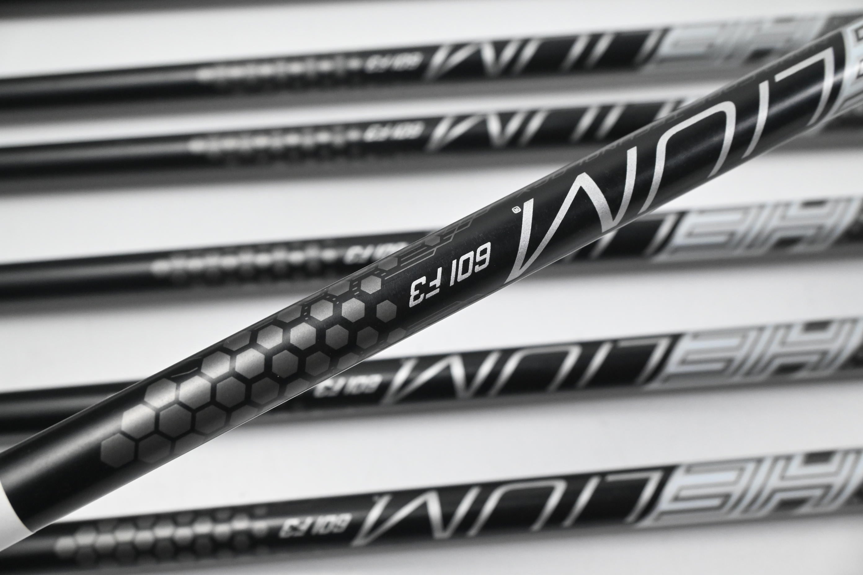 Cleveland Halo XL Full Face Irons / 4-PW / Regular Flex Helium NCT 60I Shafts