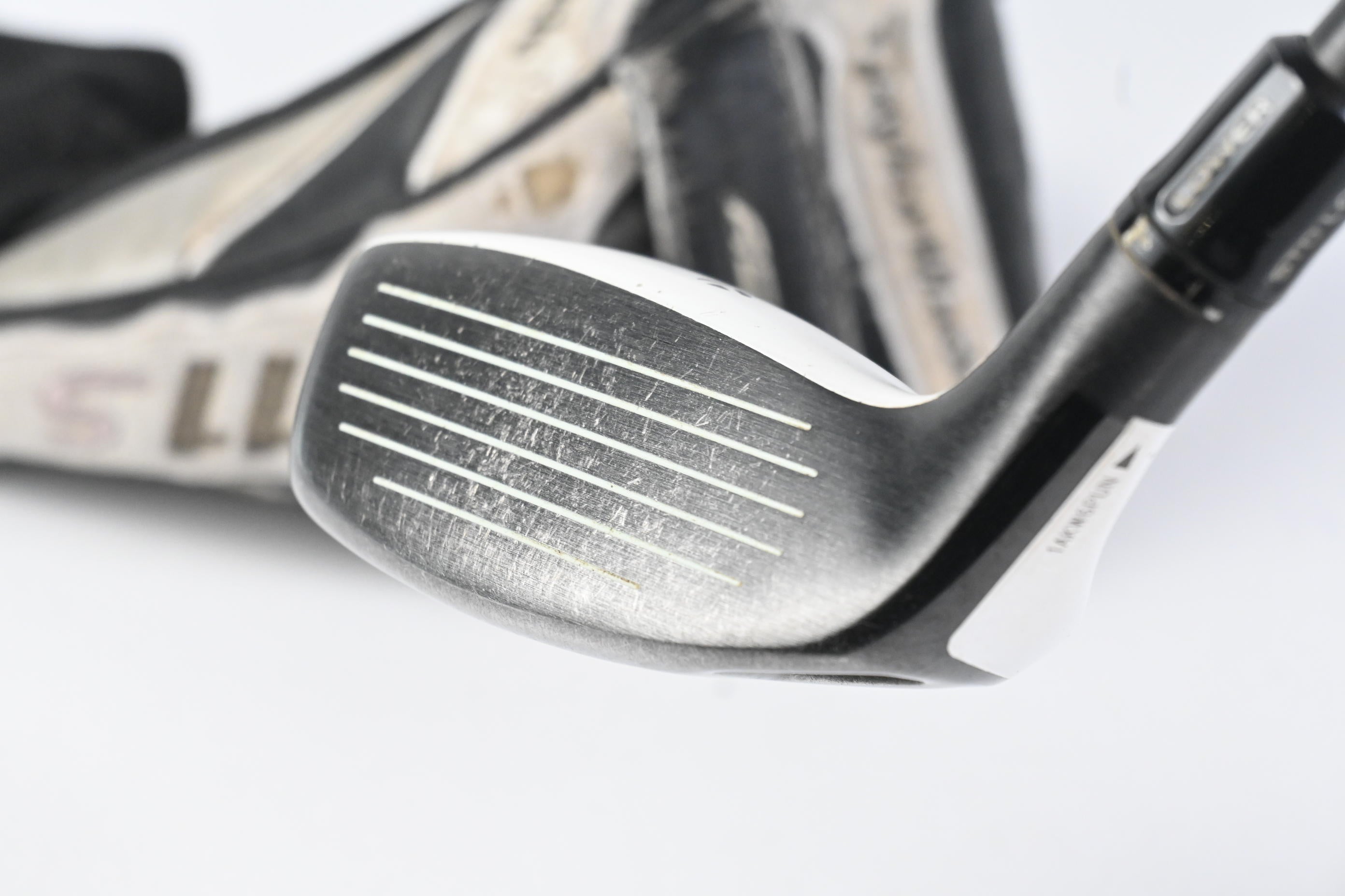 Taylormade Rescue 11 #3 Hybrid / 18 Degree / Regular Flex Aldila RIP 65 Shaft