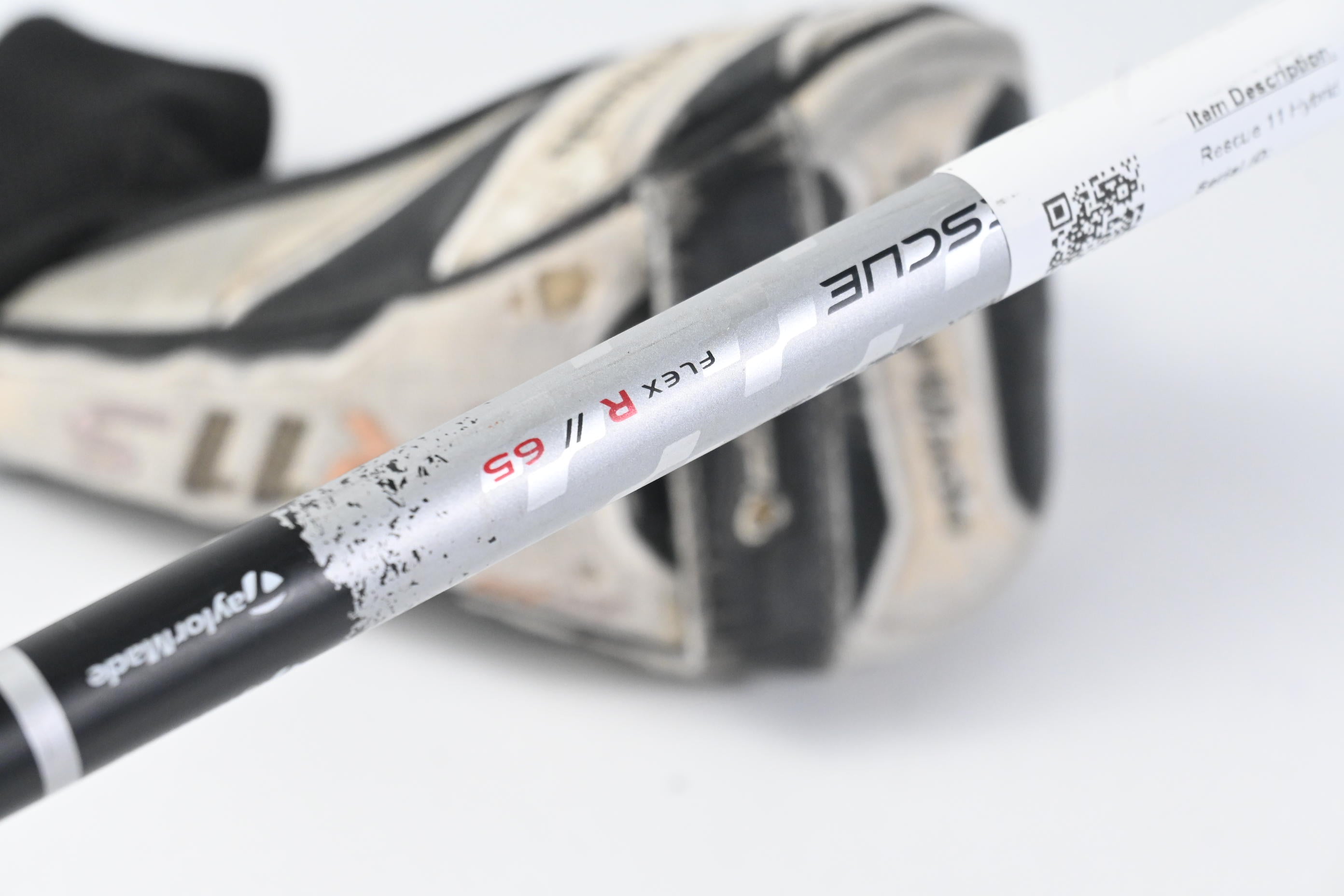 Taylormade Rescue 11 #3 Hybrid / 18 Degree / Regular Flex Aldila RIP 65 Shaft