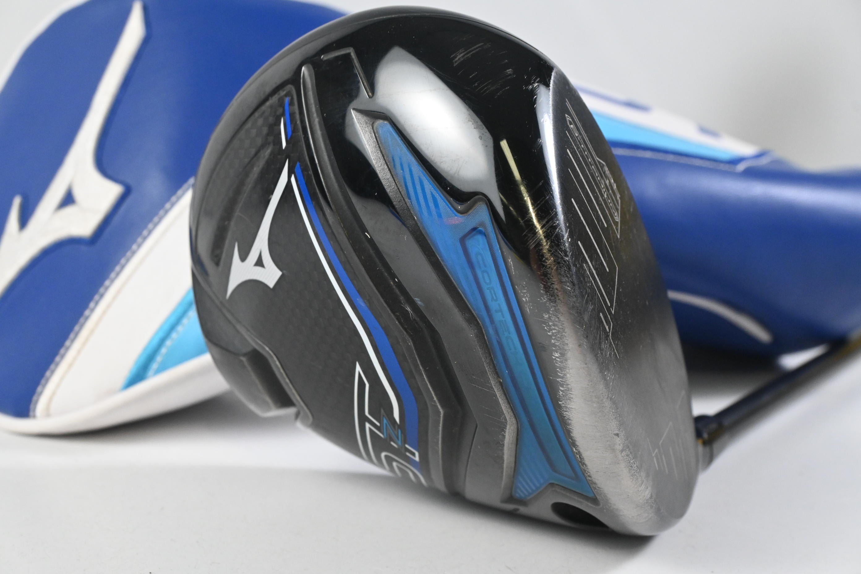 Mizuno ST-Z 230 Driver / 10.5 Degree / Regular Flex Fujikura Motore X F3 5 Shaft