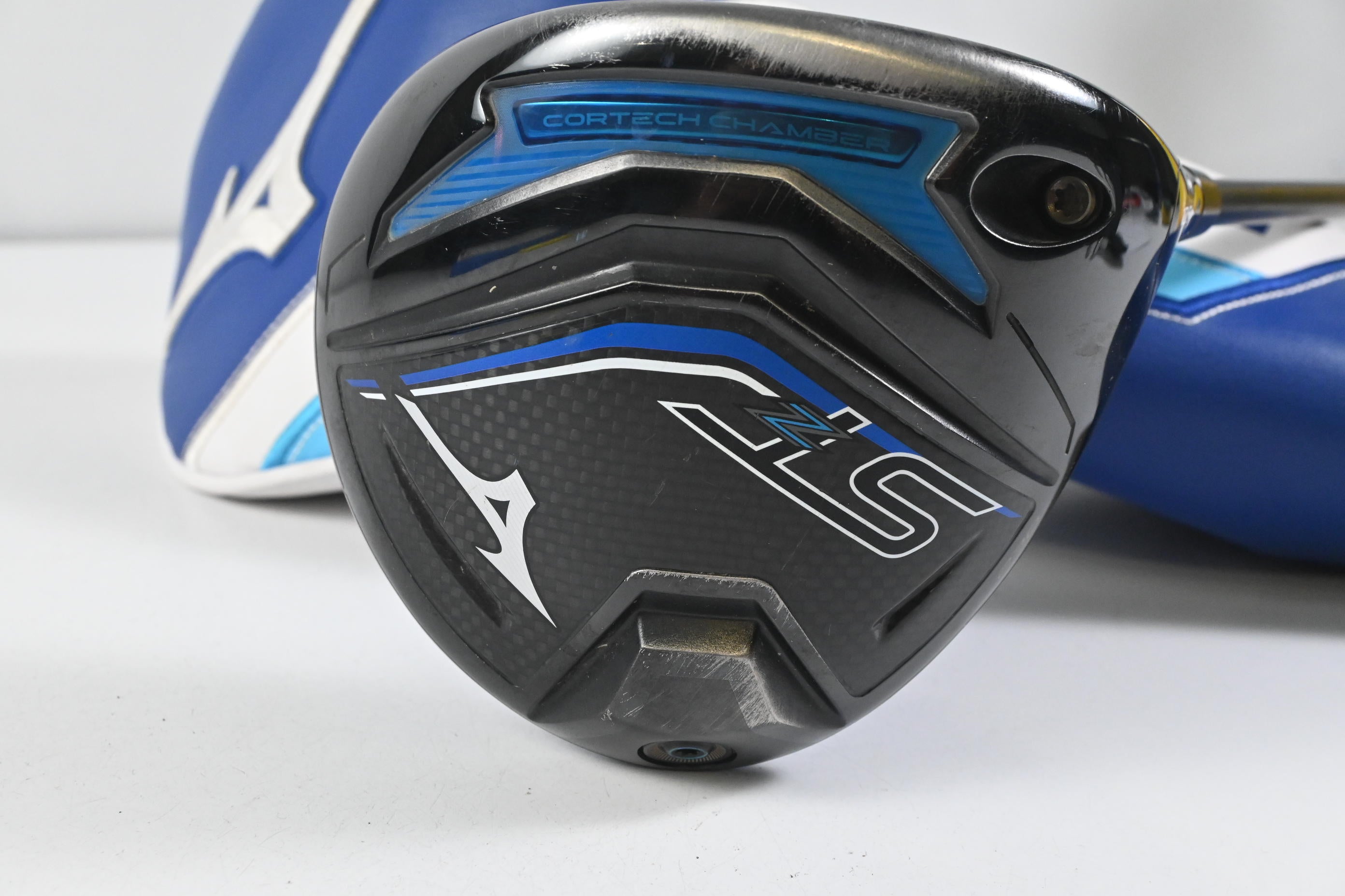 Mizuno ST-Z 230 Driver / 10.5 Degree / Regular Flex Fujikura Motore X F3 5 Shaft