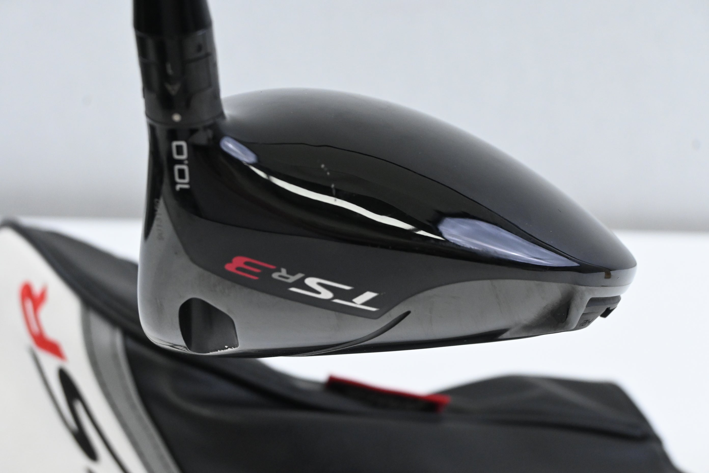 Titleist TSR3 Driver / 10 Degree / Stiff Flex HZRDUS Gen4 Red CB 60 Shaft