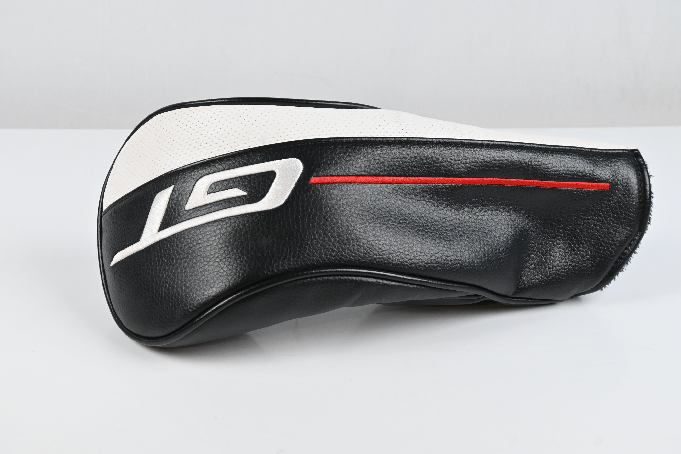 Titleist GT2 Driver / 9 Degree / Regular Flex Denali Red 50 Shaft