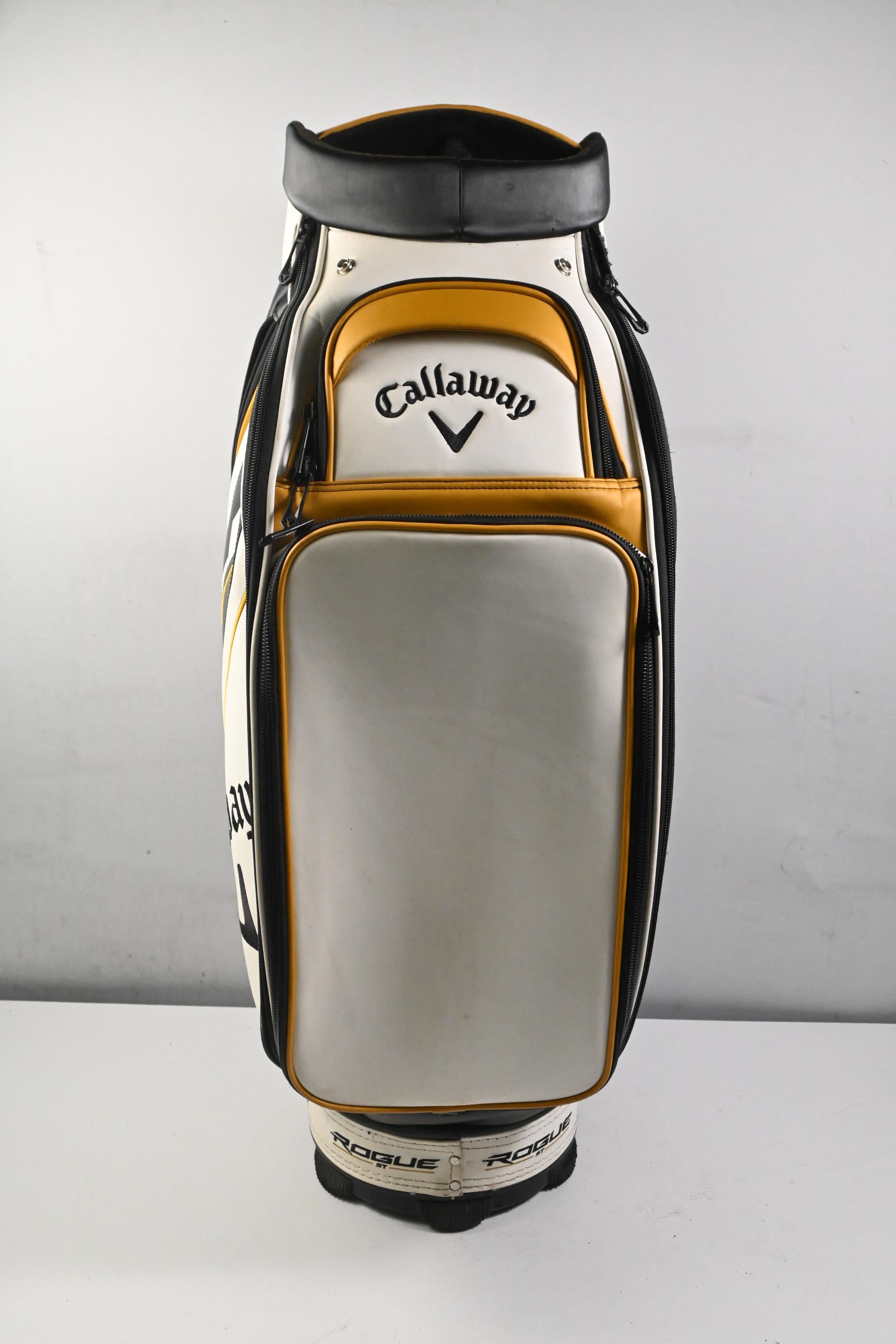 Callaway Rogue ST Tour Bag / 6-Way Divider / White, Black & Gold