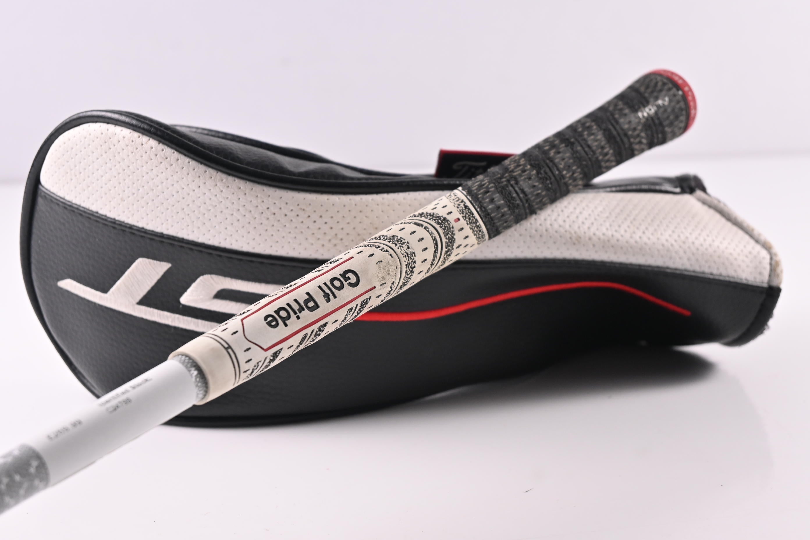 Titleist GT2 #3 Wood / 15 Degree / Stiff Flex Tensei AV White 75 Shaft