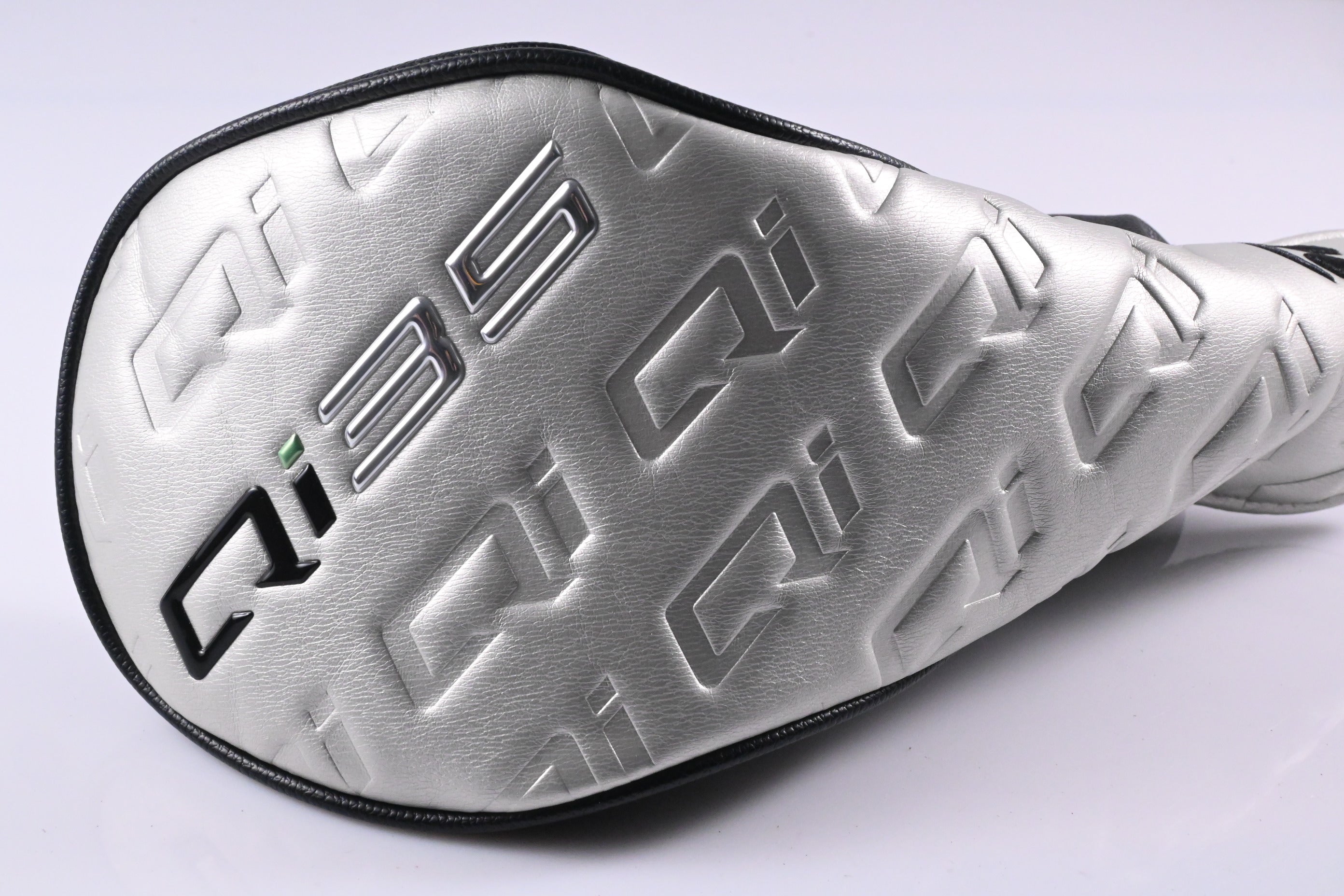 Taylormade Qi35 Driver / 10.5 Degree / Stiff Flex Ventus Blue 5 Shaft