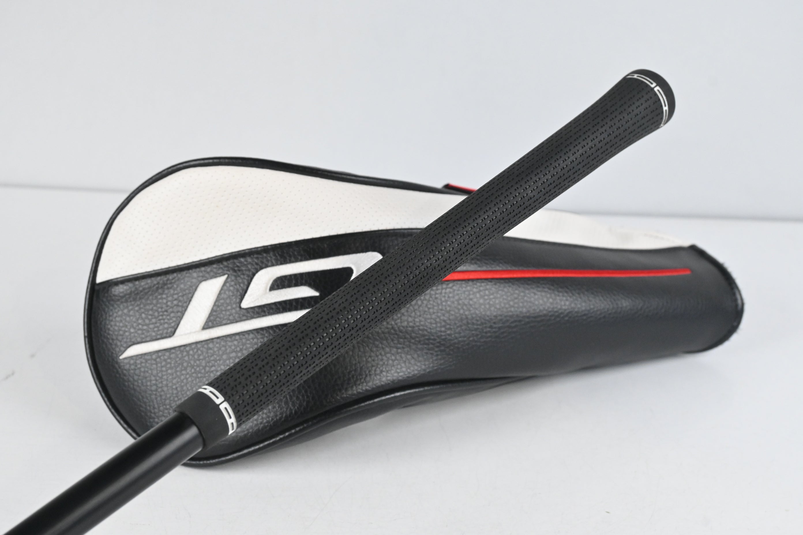 Titleist GT2 Driver / 11 Degree / Stiff Flex HZRDUS Black 60 Shaft