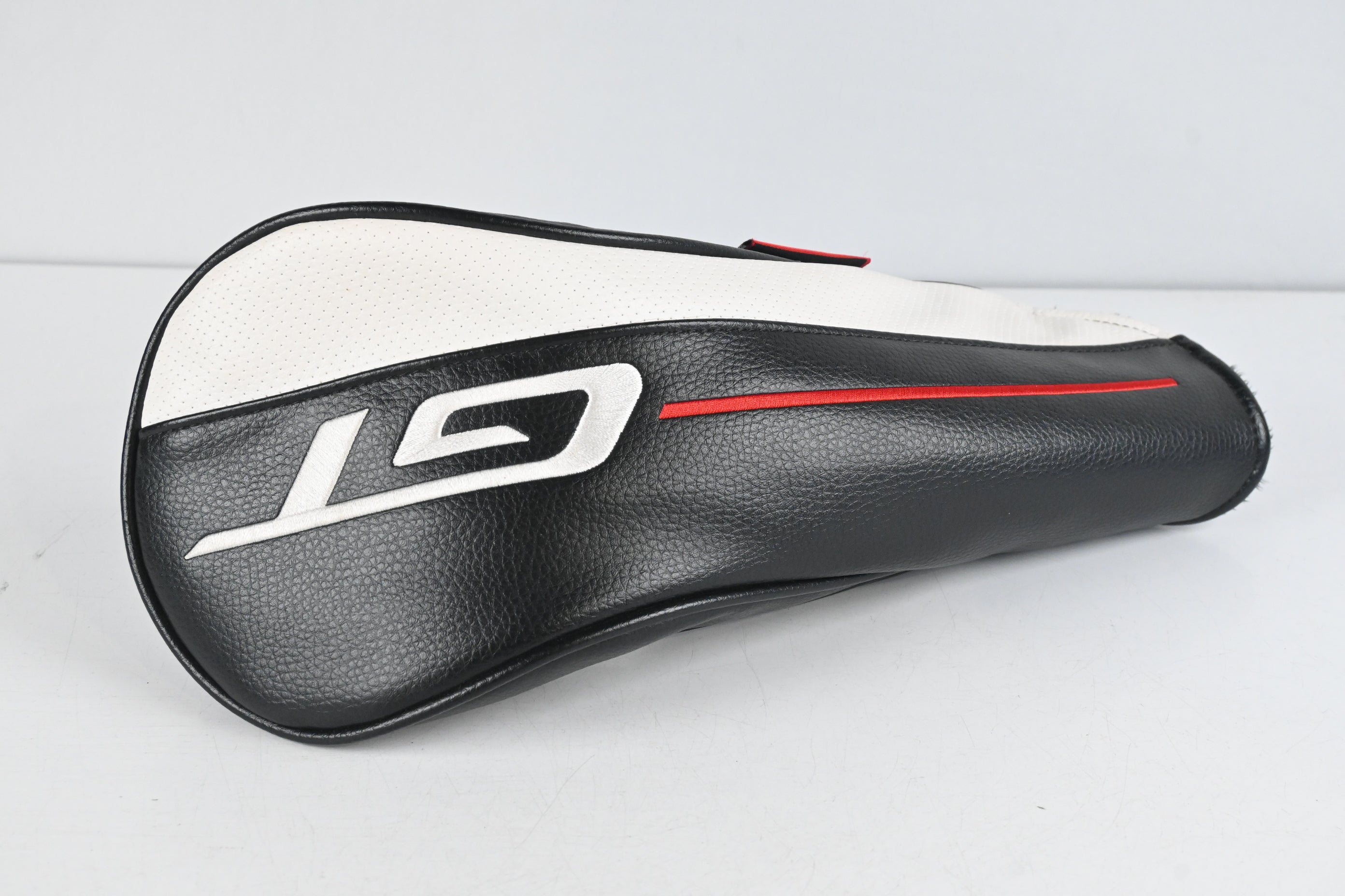 Titleist GT2 Driver / 11 Degree / Stiff Flex HZRDUS Black 60 Shaft