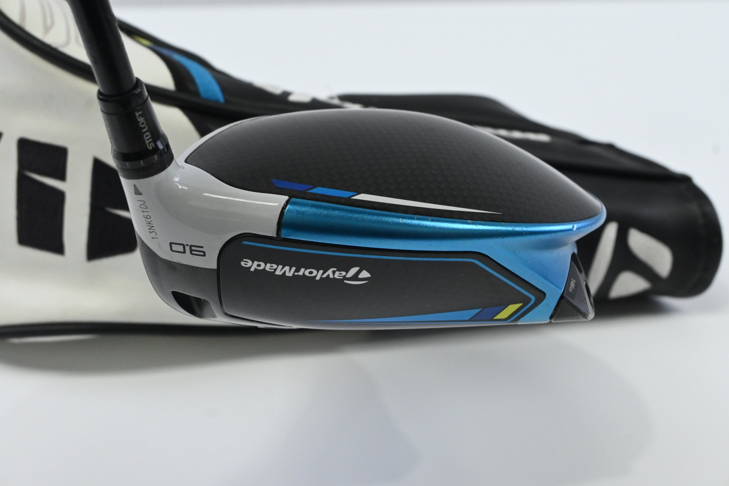 Taylormade SIM2 Driver / 9 Degree / Stiff Flex Tensei AV Raw Blue 60 Shaft