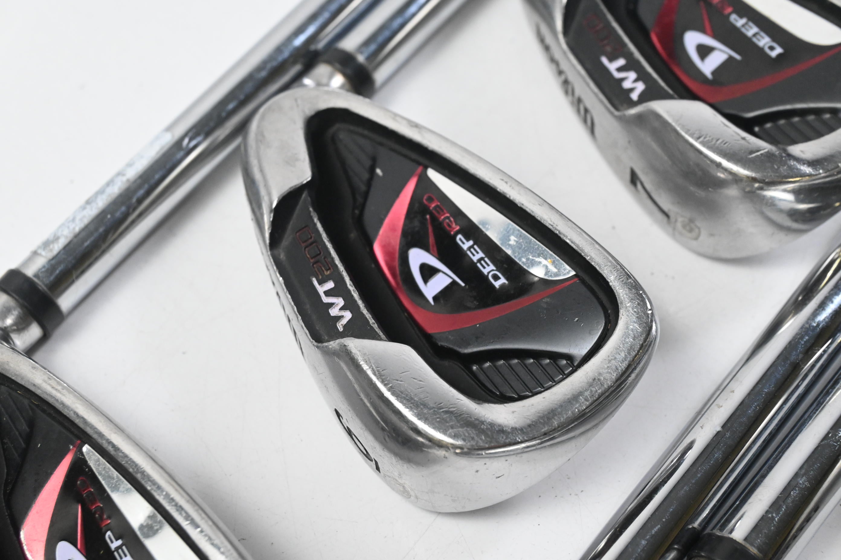 Wilson Deep Red Irons / 5-PW+SW / Regular Flex Wilson WT Shafts