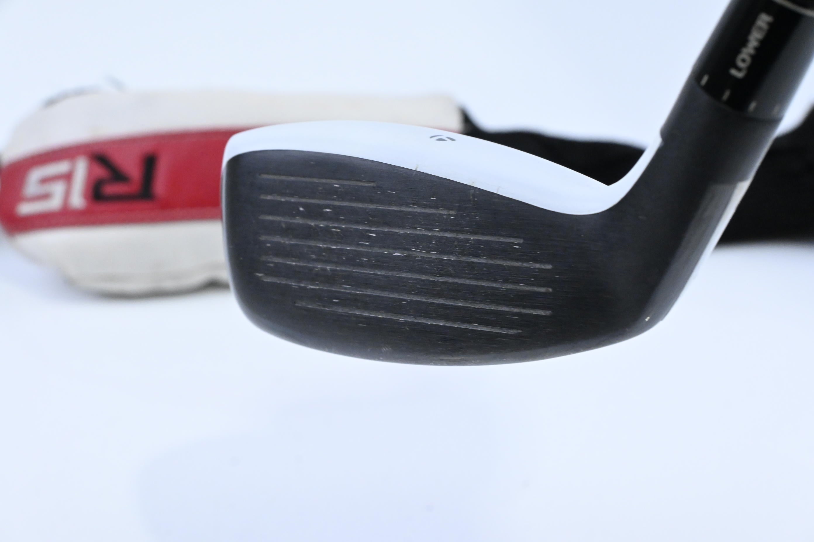 Taylormade R15 #2 Hybrid / 17 Degree / X-Flex Fujikura Speeder 77 Evolution