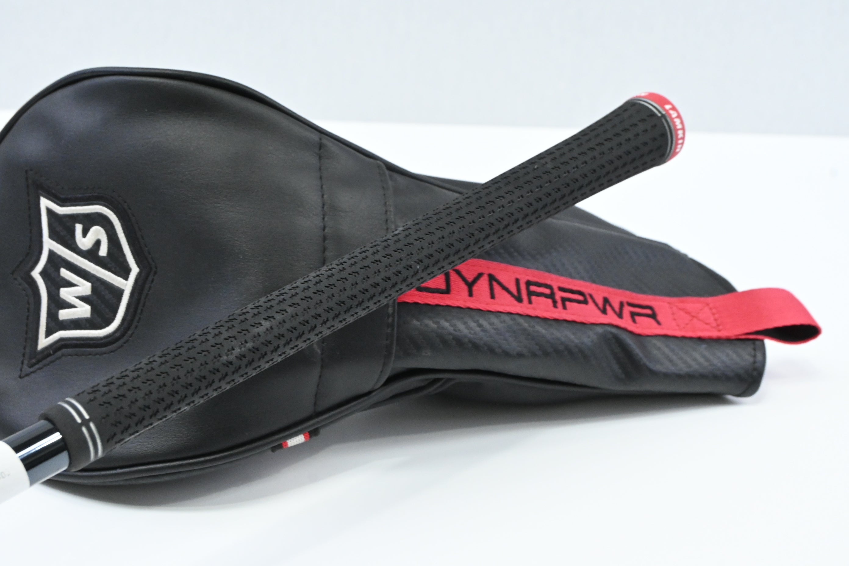 Wilson Dynapower Carbon 2023 Driver / 12 Degree / Senior Flex UST Lin-Q M40X Red