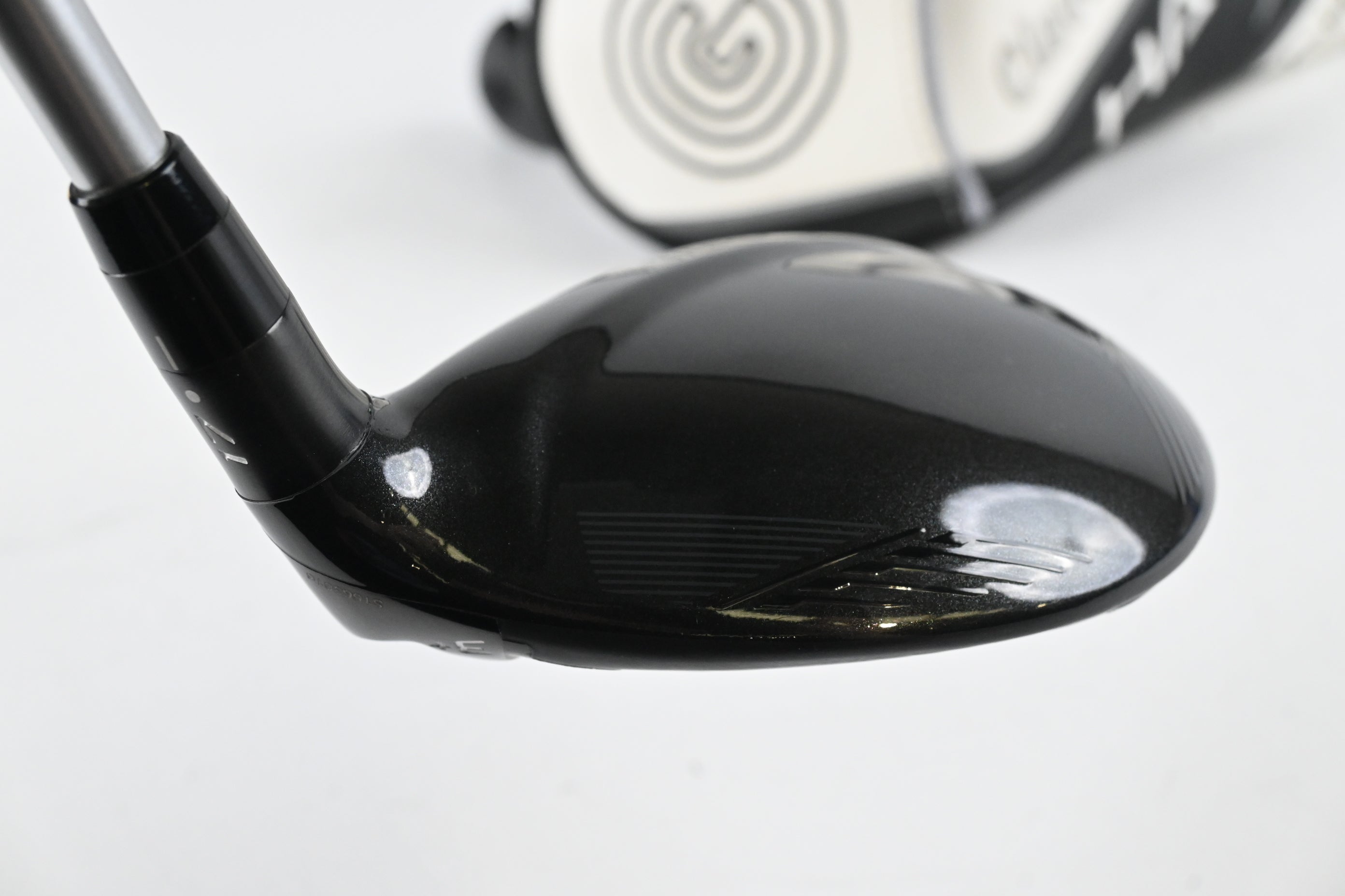 Cleveland Halo XL Hy-Wood #3+ Hybrid / 17 Degree / Stiff Flex Aldila Ascent 40