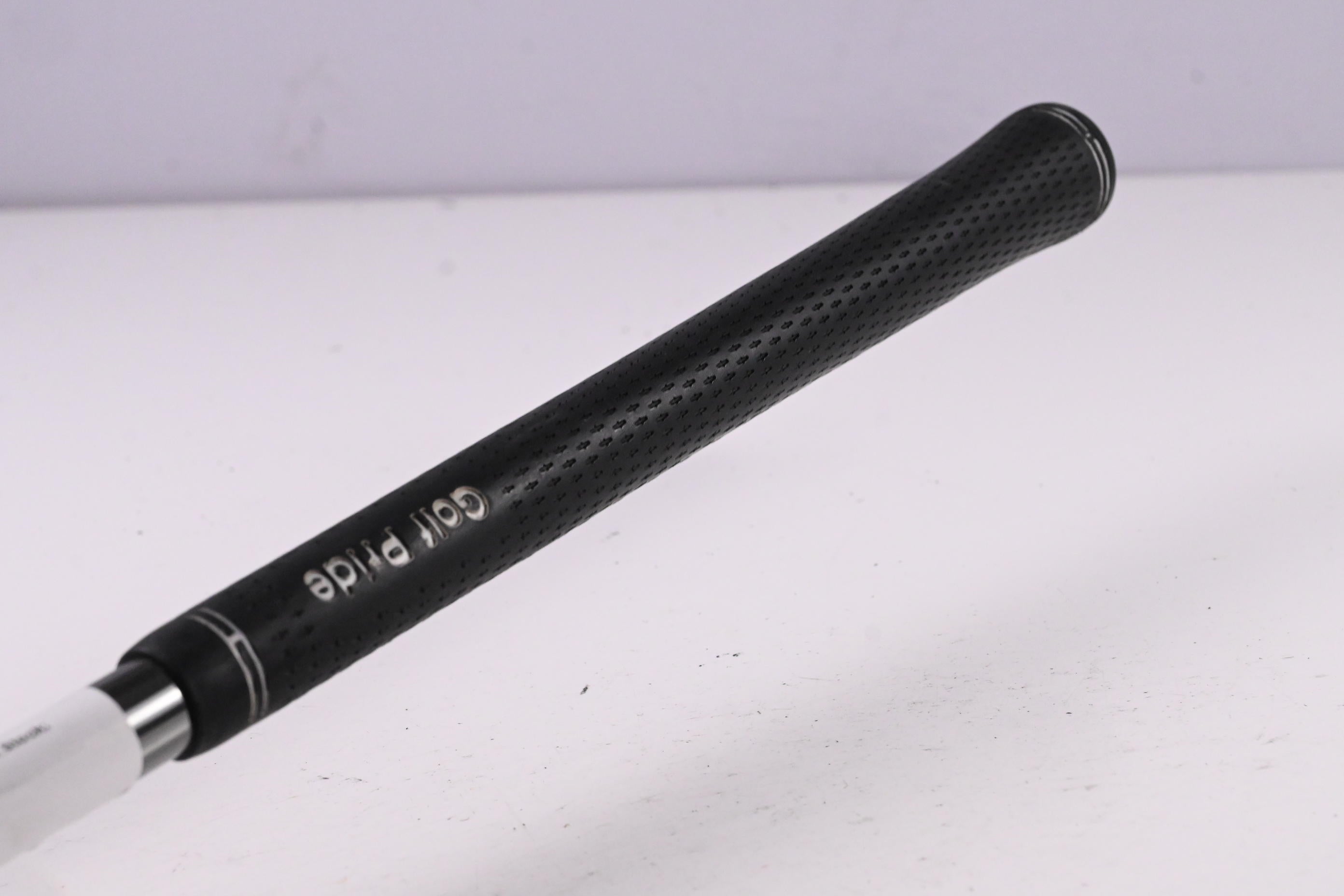 Titleist 905 T Pro Driver / 9.5 Degree / Stiff Flex Vista Tour Series 60 Shaft