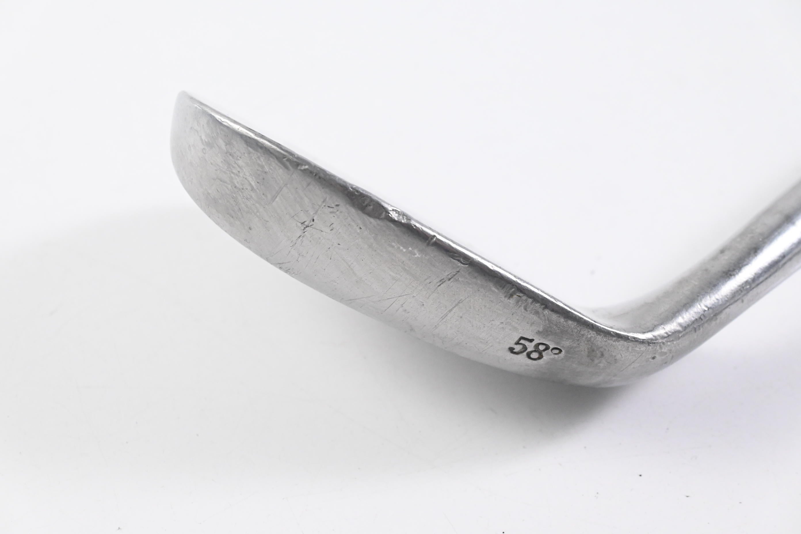 Titleist 5812 Lob Wedge / 58 Degree / Stiff Flex Dynamic Gold Shaft