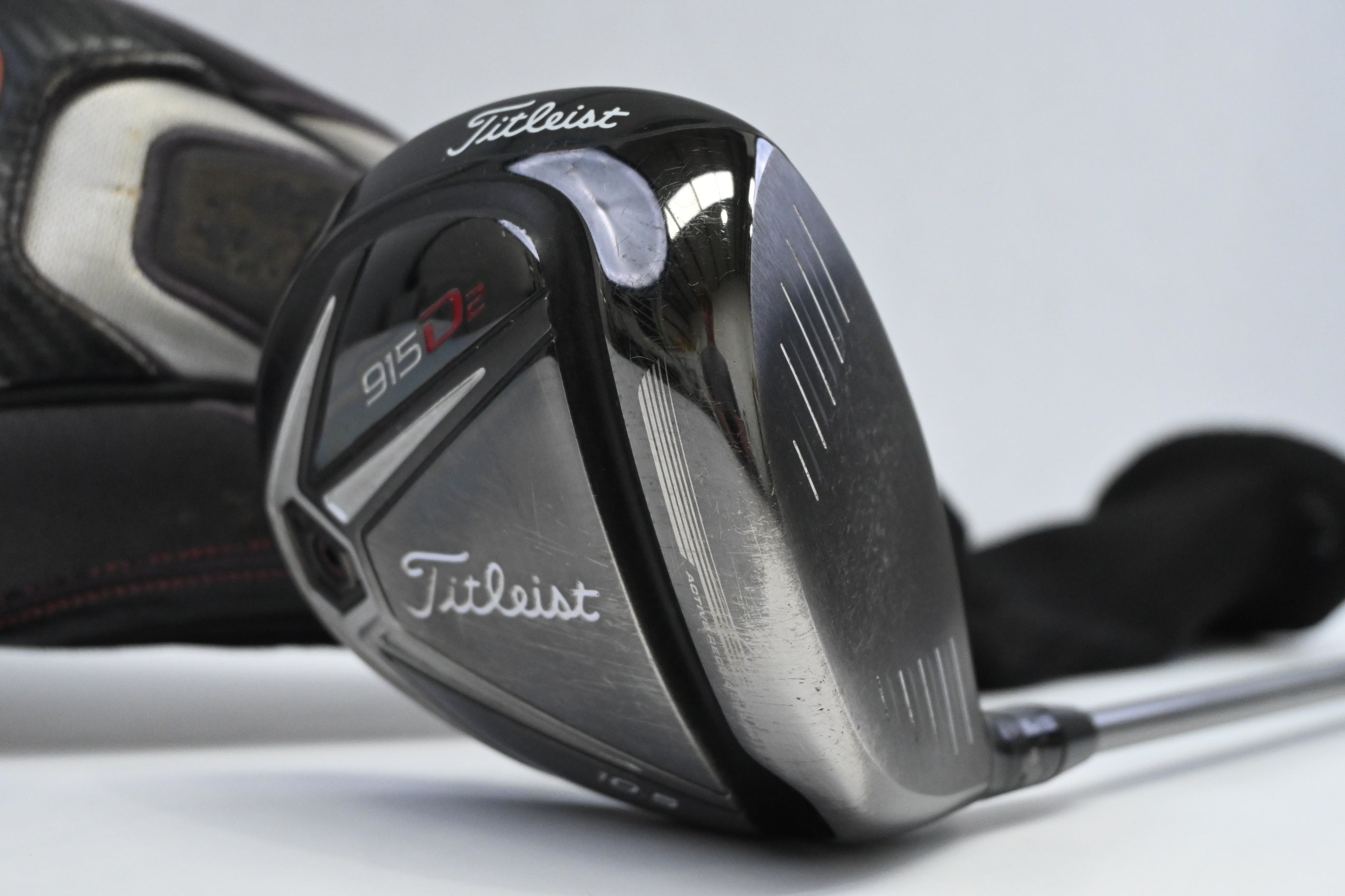 Titleist 915 D2 Driver / 10.5 Degree / Regular Flex Diamana S+ 60 Shaft