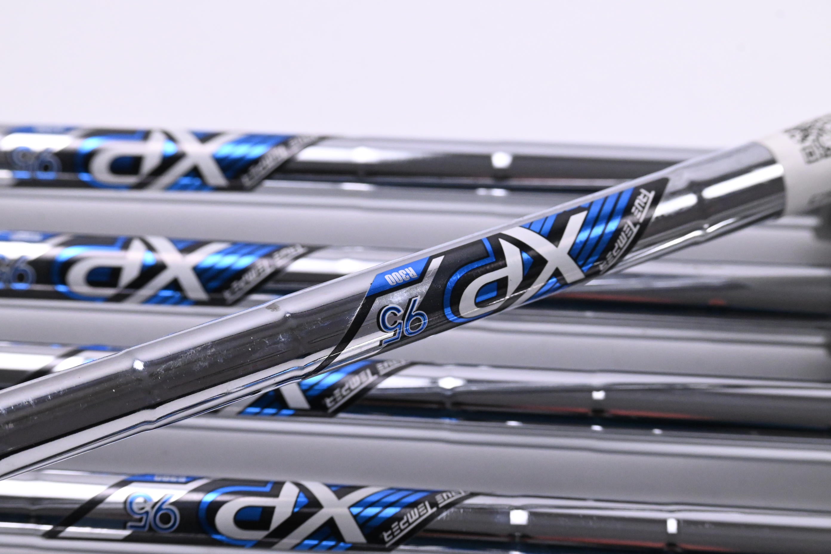 Callaway Rogue Irons / 5-PW / Regular Flex XP 95 R300 Shafts