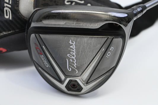 Titleist 915 D2 Driver / 10.5 Degree / Regular Flex Diamana S+ 60 Shaft